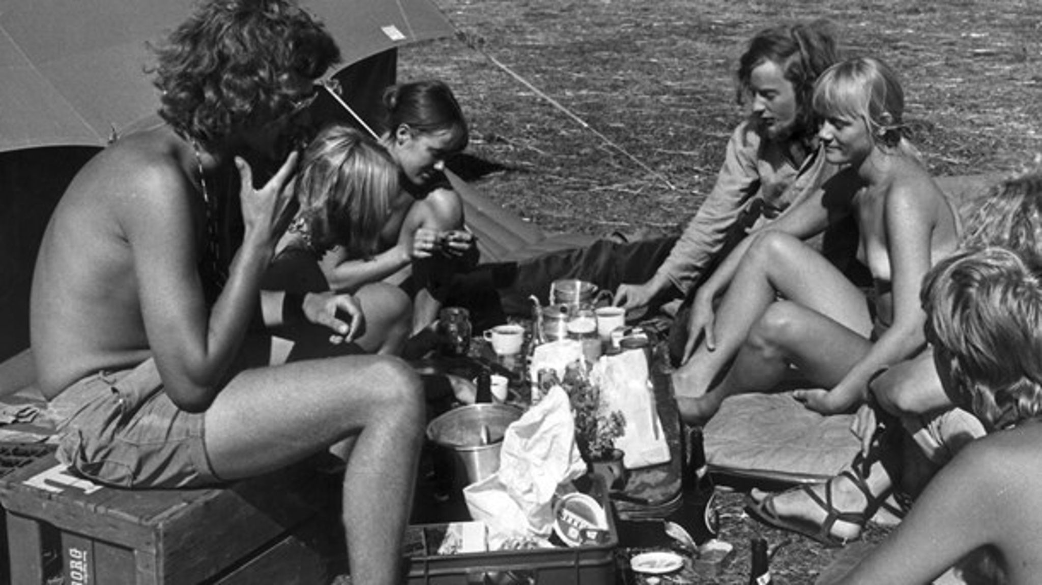 Beskyldningerne om 68'ernes hang til pædofili overtrumfer selv det foragtede ”nazikort". Det stempler, udstøder og gør forsvarsløs, skriver Flemming Chr. Nielsen.