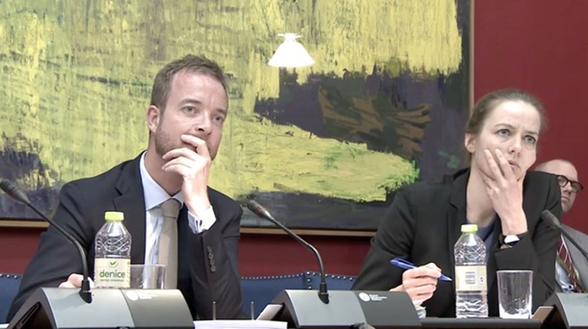 Esben Lunde Larsen og Ellen Trane Nørby var kaldt i samråd&nbsp;om resistensproblemer ved brugen af azol-midler i landbruget og sundhedssektoren.