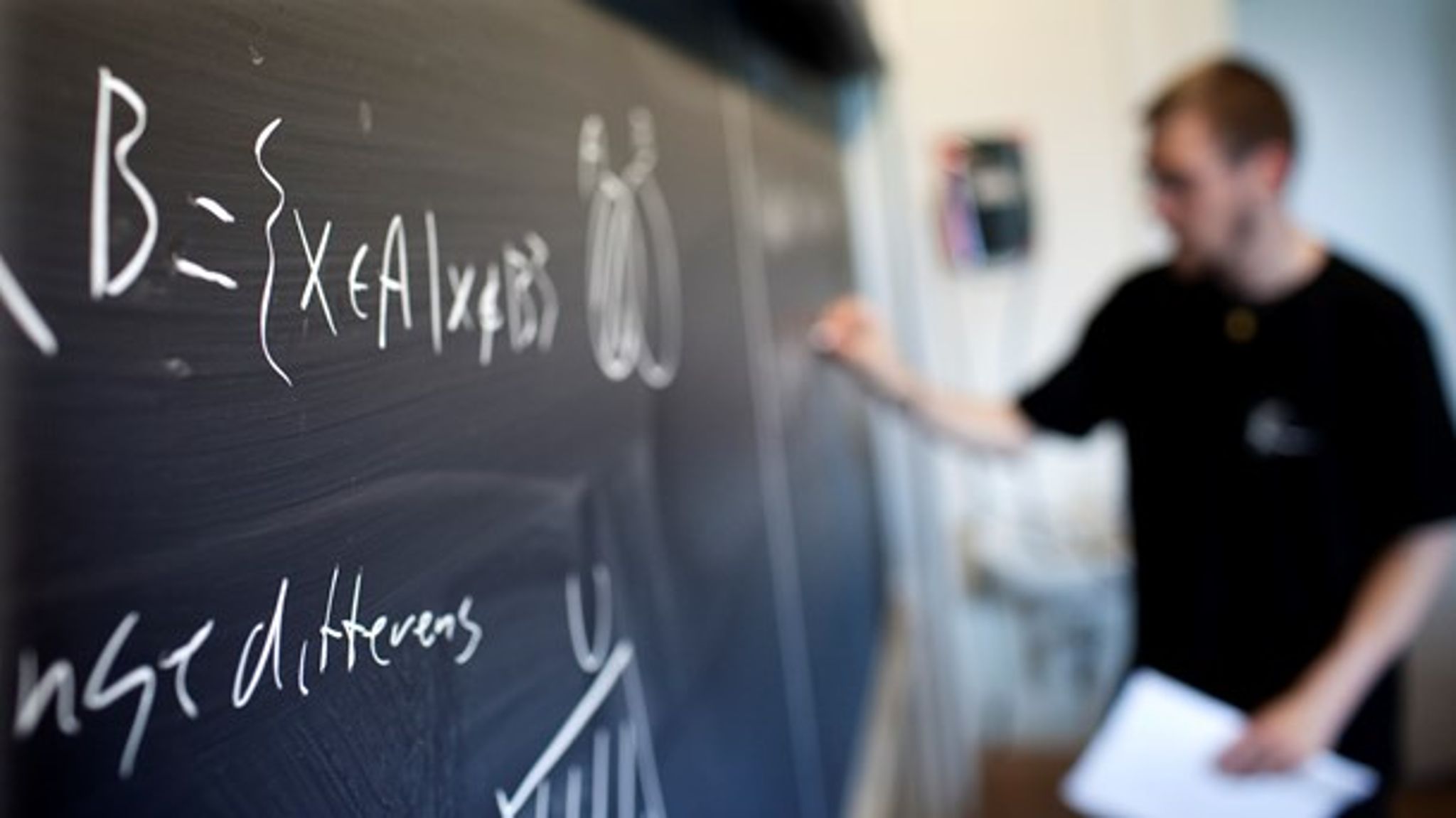 DF støtter Socialdemokratiets valgløfte om at skåne uddannelserne for omprioriteringsbidraget, men vil allerede tage forslaget op under forhandlingerne om næste års finanslov. 
