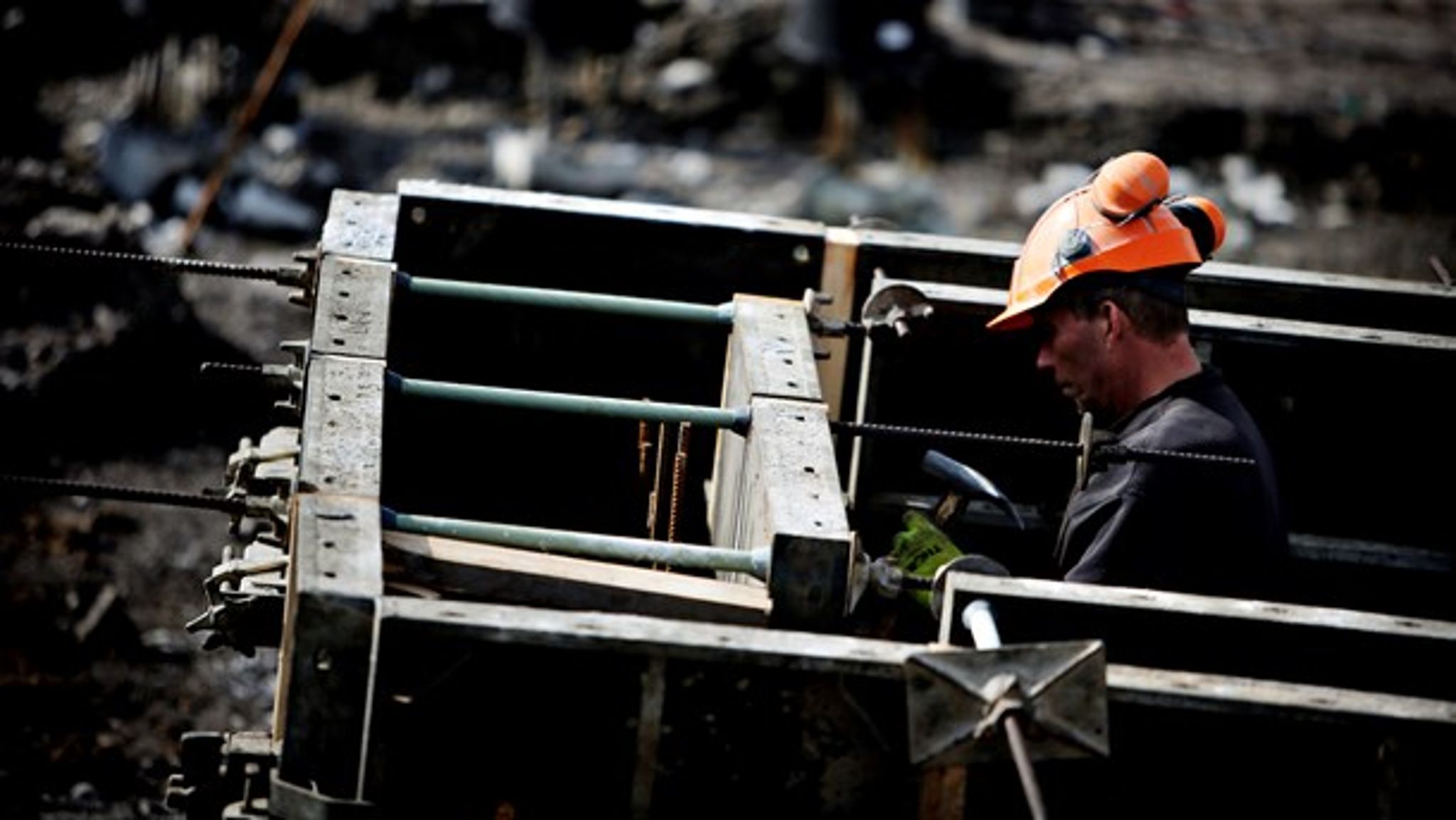 Byggebranchen er storforbrugere af materialer, der ikke bliver genanvendt, skriver Palle Adamsen.&nbsp;