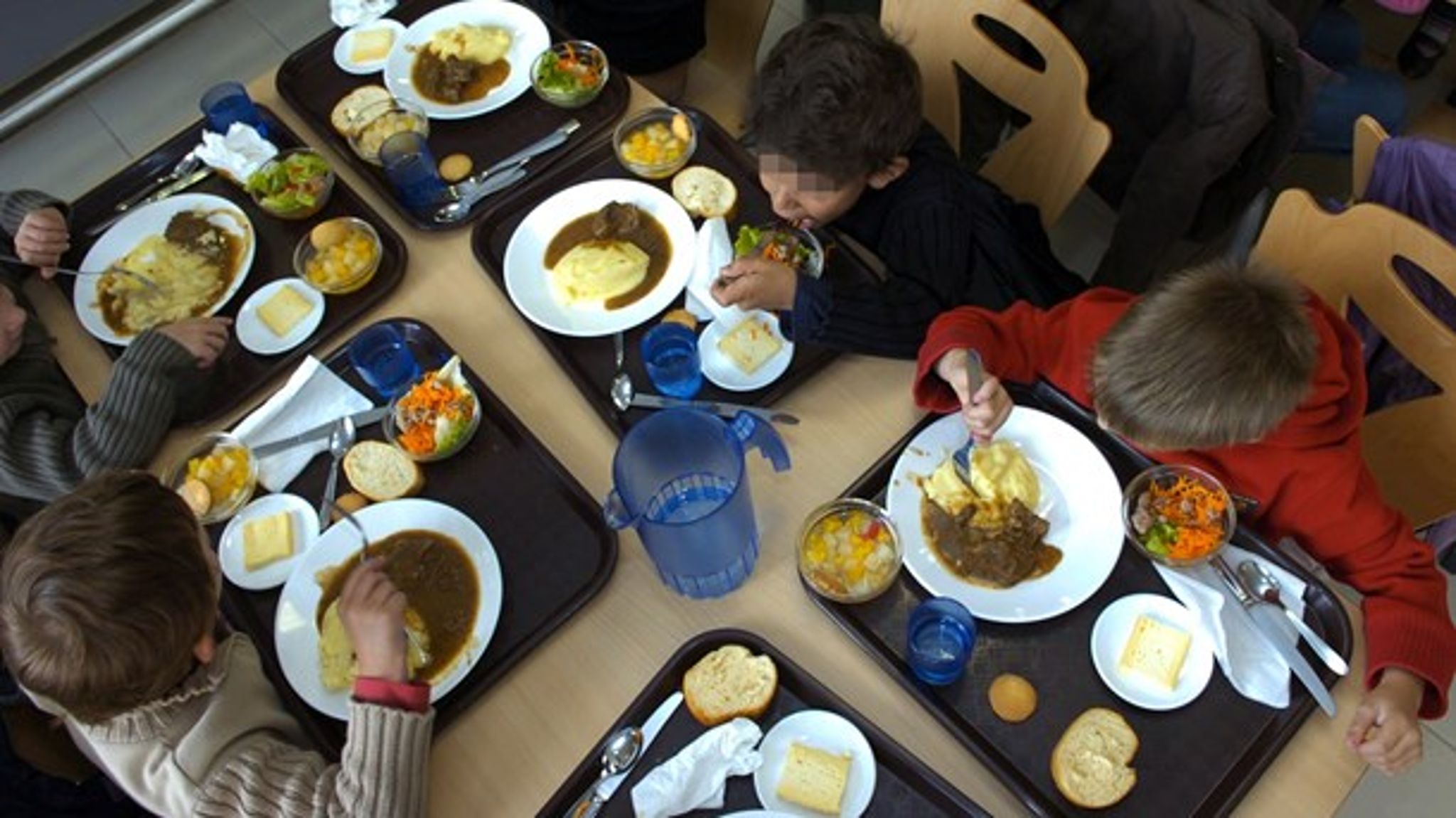 Blandt skolebørnene er andelen, der spiser frokost i folkeskolen, steget fra 10 til 27 procent i perioden 2007 til 2017.