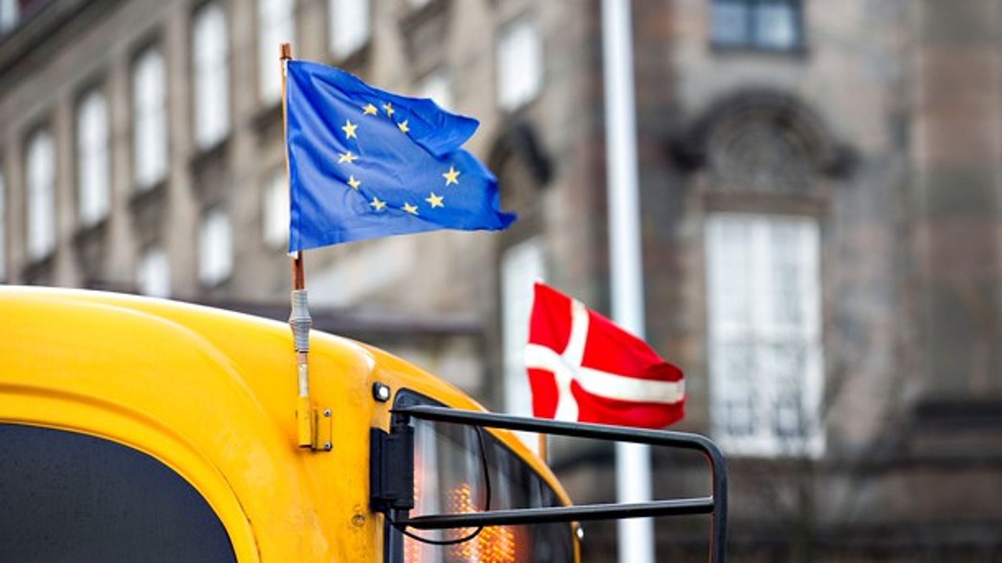 <b>EU</b>: Kommunerne skal til orde i EU-debatten, og EU-lovgivning skal passe&nbsp;til den kommunale virkelighed, skriver formand for KL's Internationale udvalg, Erik Flyvholm.