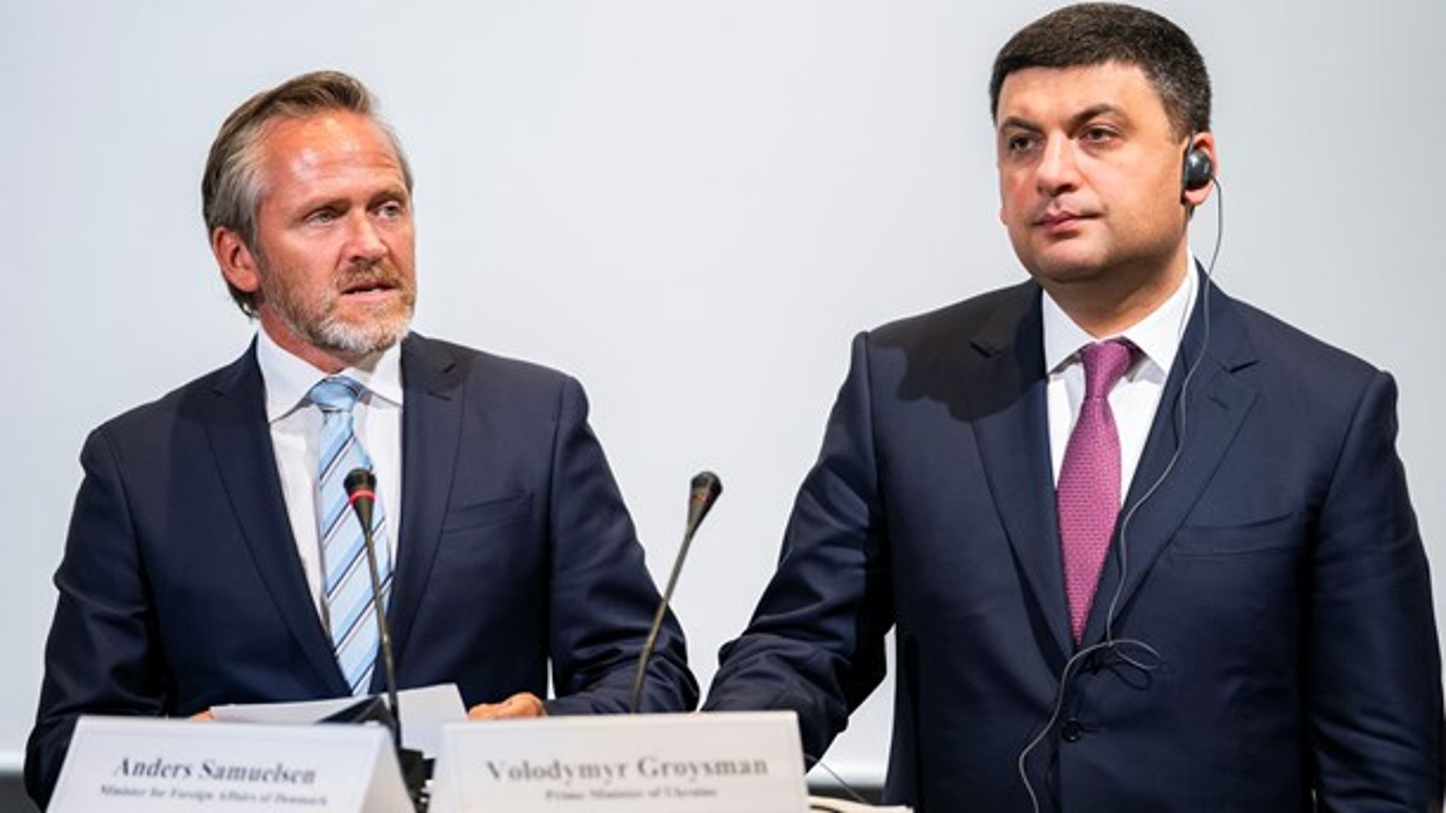 Udenrigsminister Anders Samuelsen (LA) sammen med Ukraines premierminister Volodymyr Groysman.