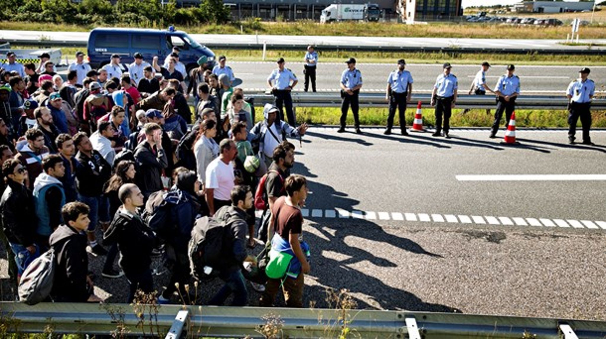 Den ukontrollable strøm af flygtninge og migranter på de danske motorveje i 2015 var med til at skærpe den socialdemokratiske ledelses holdning til udlændingepolitikken.<br>
