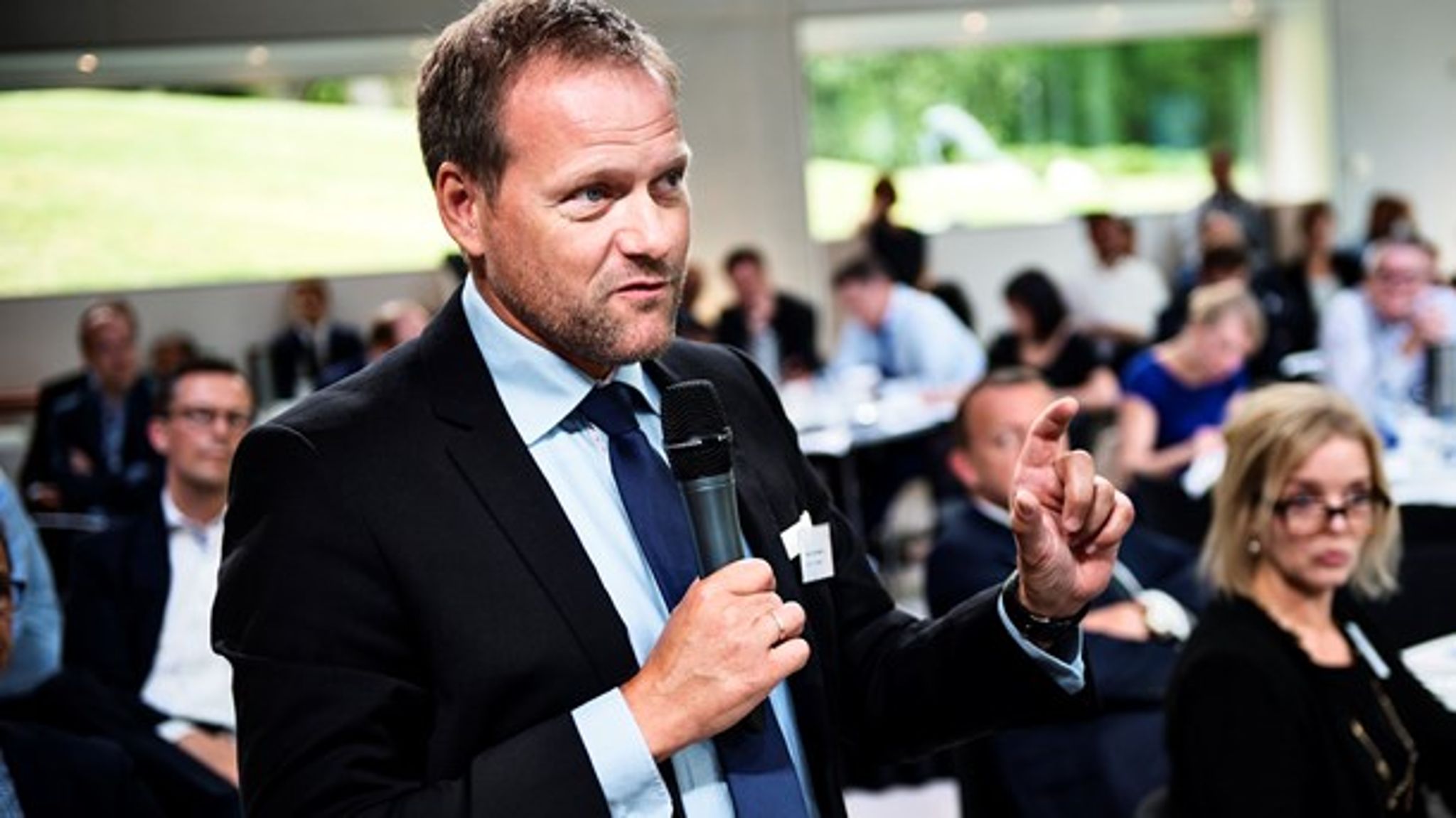 DF's finansordfører, René Christensen, vil have flere penge tilført ældreområdet til de kommende satspuljeforhandlinger. Nogle af de pengene skal tages fra de midler, regeringen vil afsætte til at få flere indvandrerkvinder i job.<br>