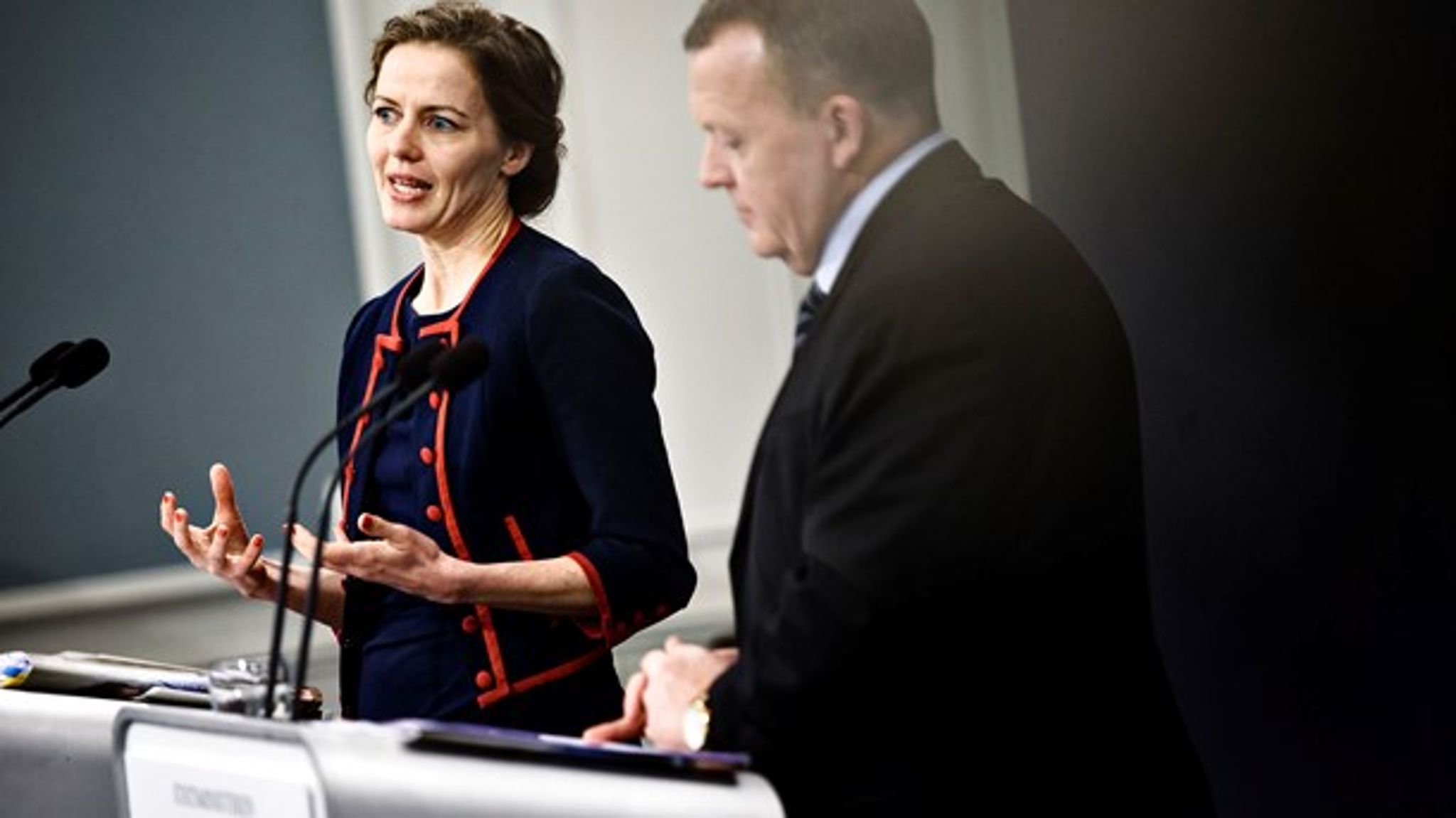 Det er "uomgængeligt" med længere sagsbehandlingstid i Styrelsen for Patientklager, siger sundhedsminister Ellen Trane Nørby (V). Hun advarer dog mod "forhastede konklusioner" om, hvor lange ventetiderne vil blive.