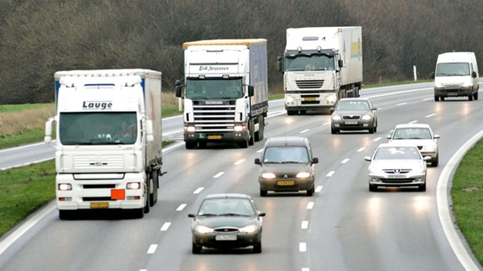 Danmarks position på det&nbsp;internationale transport- og logistikmarked er større, end landets størrelse berettiger til. Hvis danske firmaer skal beholde den markedsandel, må vi bremse nye modeller for lønvilkår i EU.