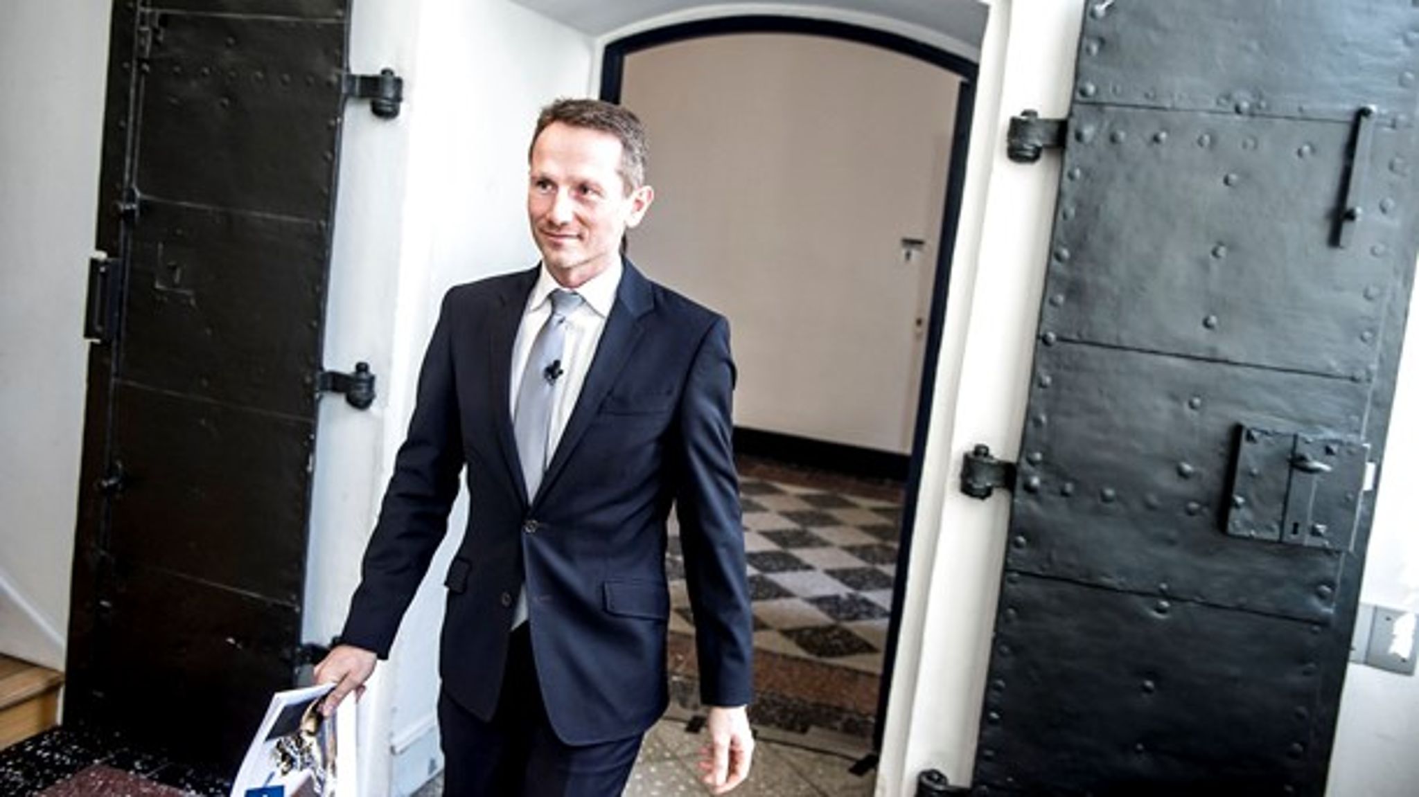 Nye opgørelser fra Finansministeriet peger på, at kommunernes årlige bevilling skulle være vokset med op mod ni milliarder kroner siden 2010 for at følge med det stigende antal ældre. I stedet er bevillingen faldet.