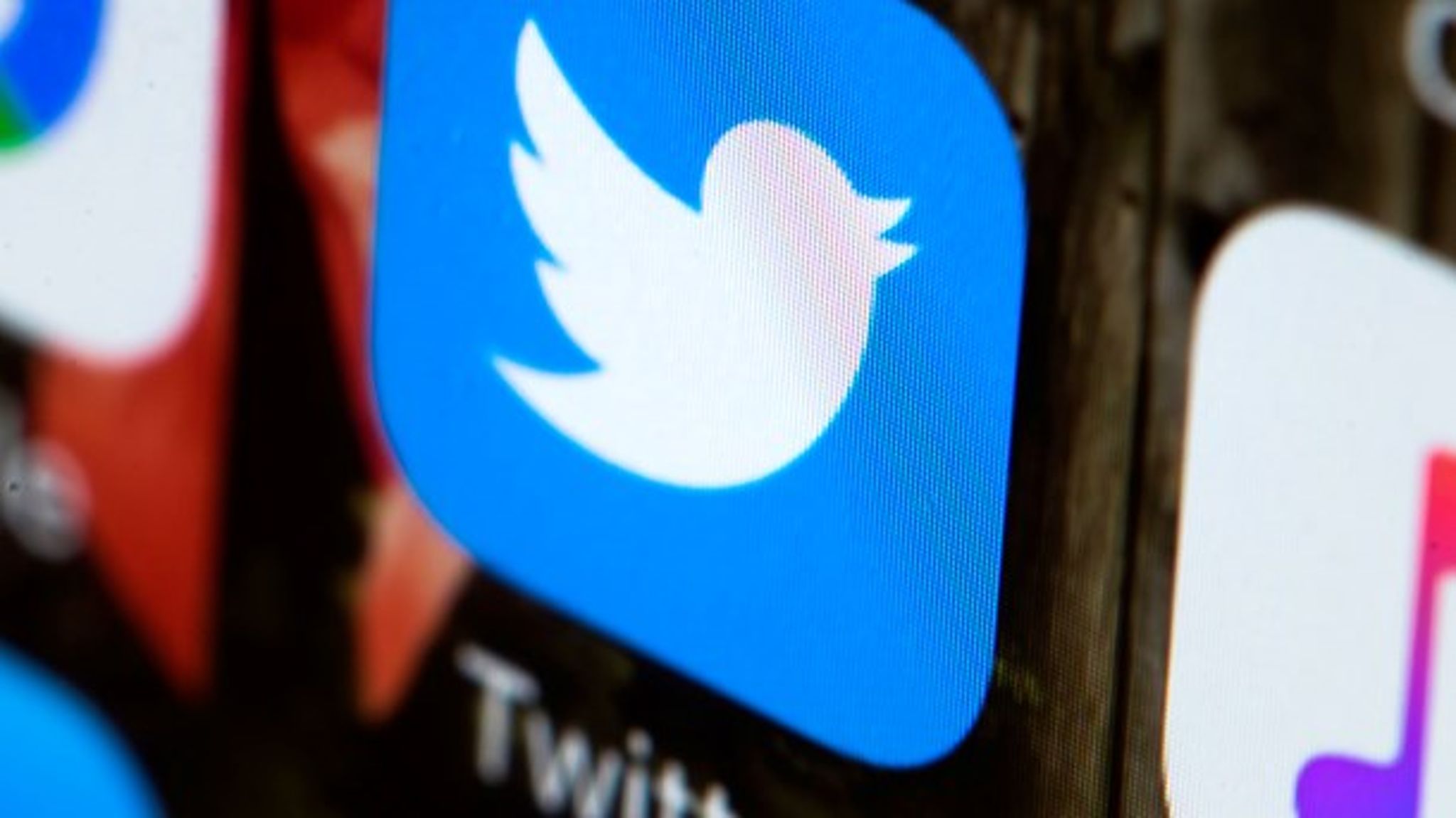 Fondene optrapper deres tilstedeværelse på de sociale medier. Særligt Twitter oplever stor tilgang.&nbsp;