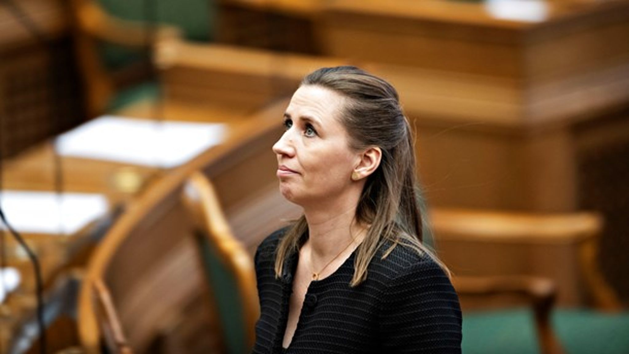 Mette Frederiksen (S) skal have ros for at ville gøre op med akademisk pseudoarbejde i den offentlige sektor, skriver Henrik Dahl (LA).