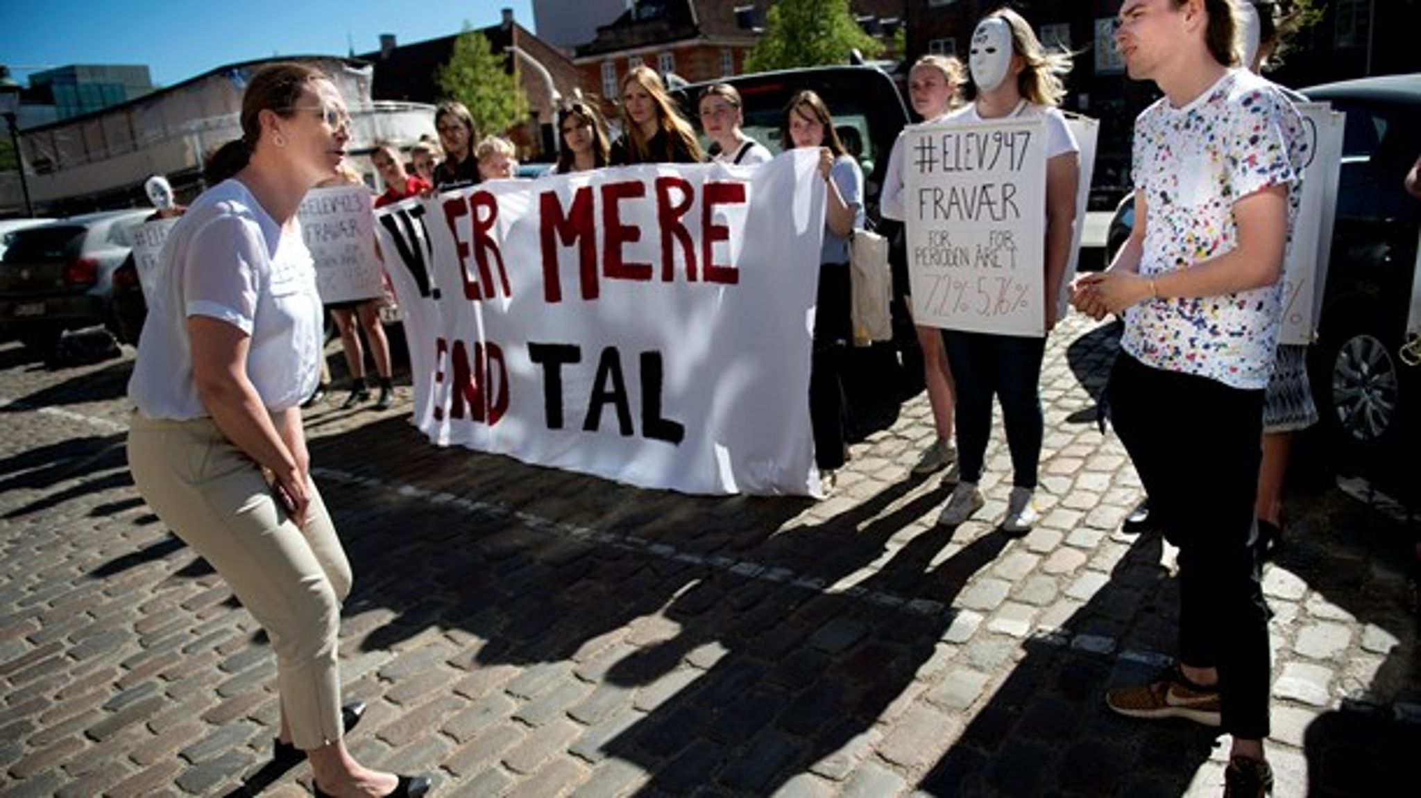 ”Vi har behov for at kunne spejle os i dem, som sprænger rammen," siger undervisningsminister Merete Riisager (tv).