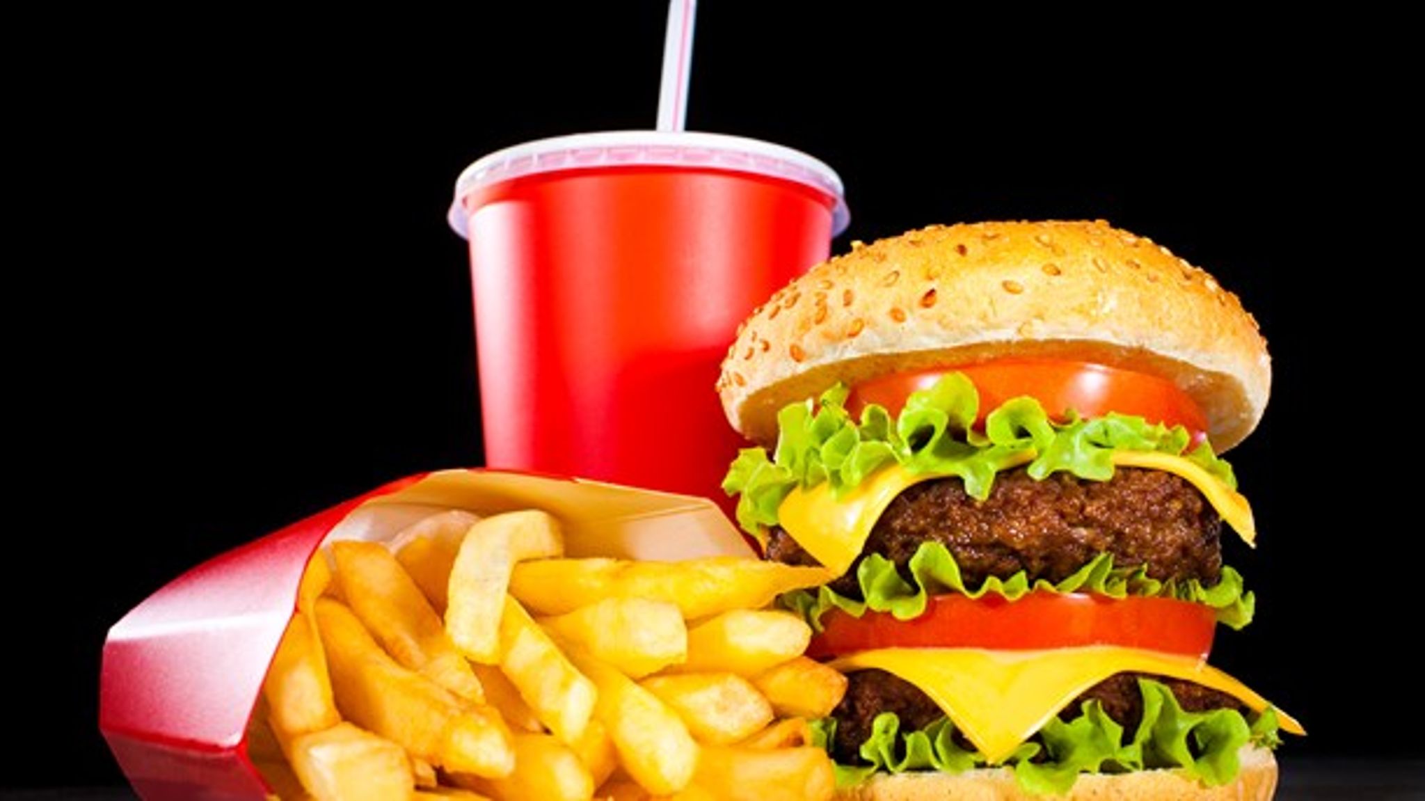 Kaloriemærkning vil få mange forbrugere til at tænke to gange, inden de køber en fastfood-menu, mener Kræftens Bekæmpelse, Diabetesforeningen og Hjerteforeningen. 