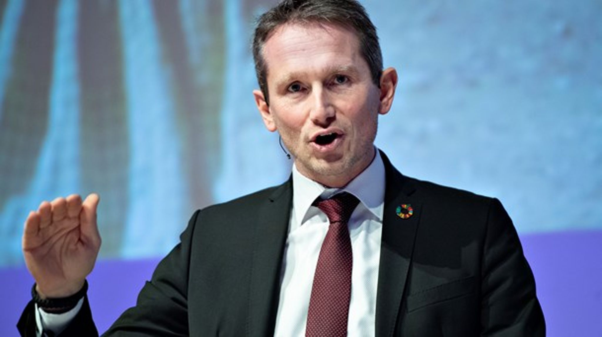 Svar
fra Venstres finansminister, Kristian Jensen, til Folketingets finansudvalg viser, at ledighedsprocenten skal over 6,3 procent, for at dagpengesystemet bliver en udgift for staten.&nbsp;
