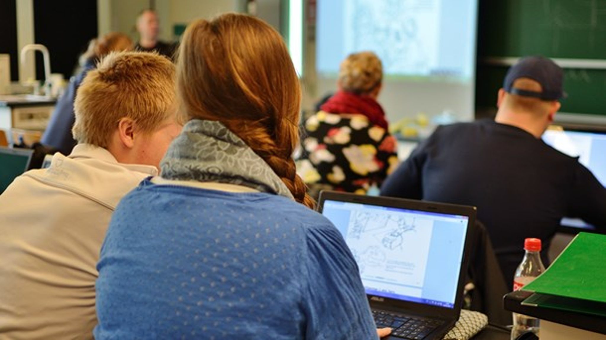 Behovet for
bedre rammer for livslang læring presser sig i stigende grad på − også for dem, der ikke i forvejen har en lang videregående uddannelse, mener Søren Samuelsen og Peter Møller Pedersen..