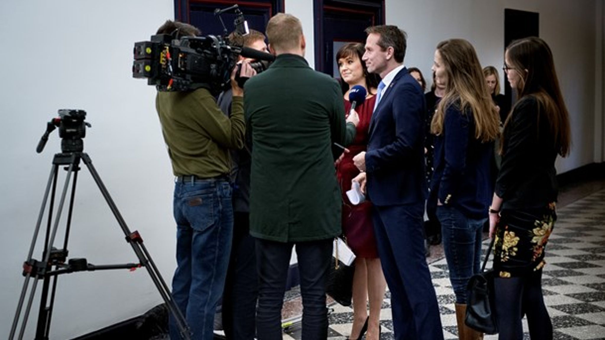 Regeringen vil oprette 21 sundhedsfælleskaber.&nbsp;Ofte er fælles ledelse og fælles økonomi mellem sundhedsaktører blevet fremført som nødvendigt for bedre sammenhæng, skriver to forskere.