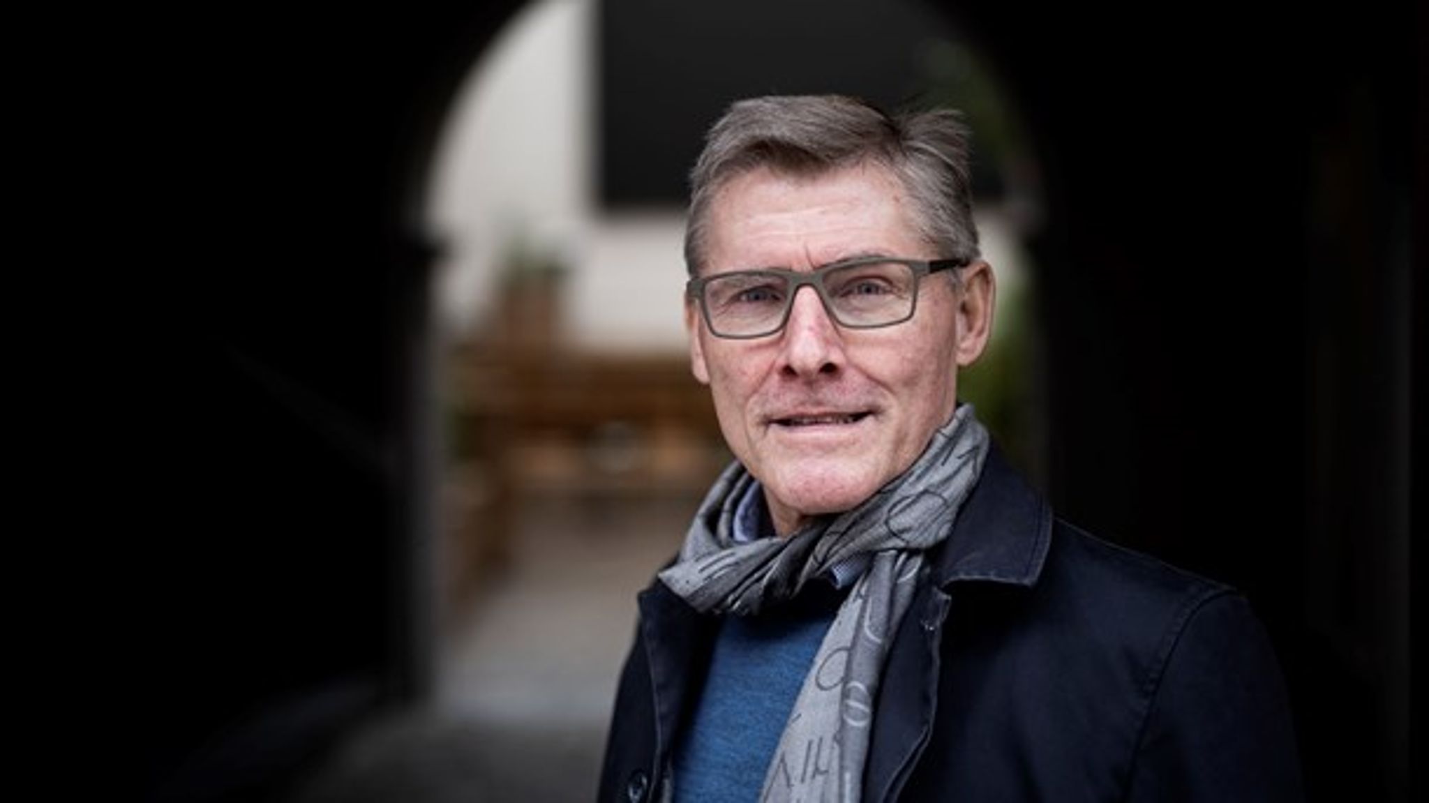 Medicinrådet, lægemiddelindustrien og regionerne har bidraget til evalueringen af Medicinrådet. Det er ikke en velegnet metode at spørge dem, som er&nbsp;interessenter, mener Jes Søgaard