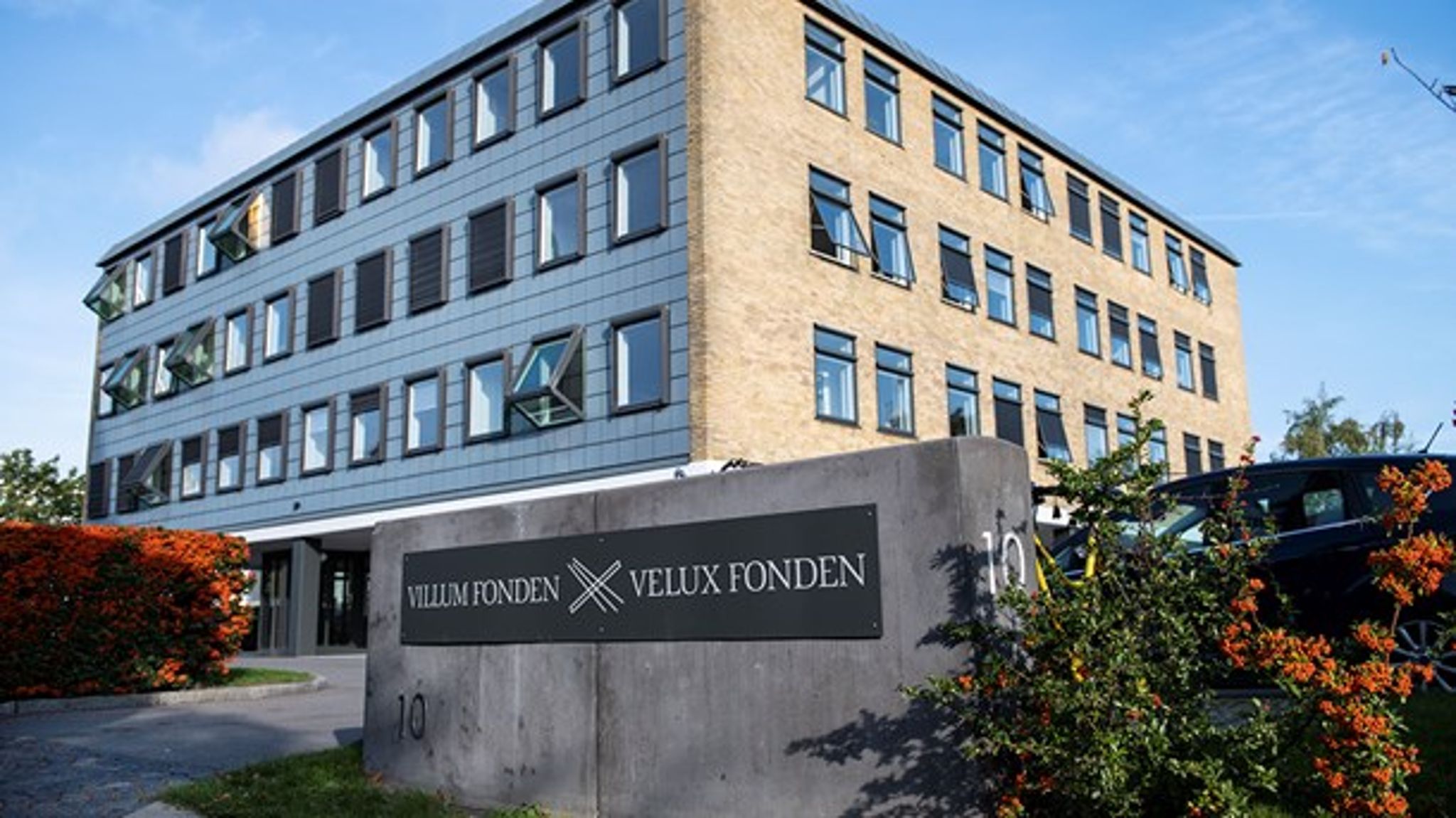 Det er forventeligt, at politikerne vil holde basismidlerne til universiteterne, kulturinstitutionerne og sociale opgaver op imod forventningen til, hvor mange penge fondene vil bevillige i de kommende år. Men politikerne skal passe på med at tage fondenes bevillinger for givet, skriver Birgitte Boesen. 