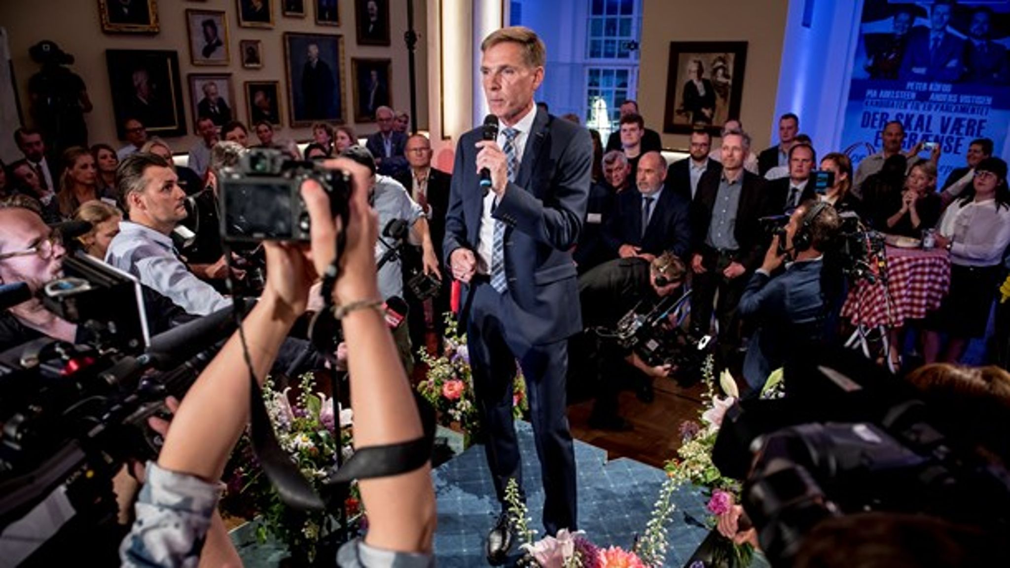 Hvordan og hvorhenne i landet rammer Dansk Folkepartis nedtur hårdest? Det bliver et af de store dramaer, når danskerne har talt, og stemmerne skal tælles op.