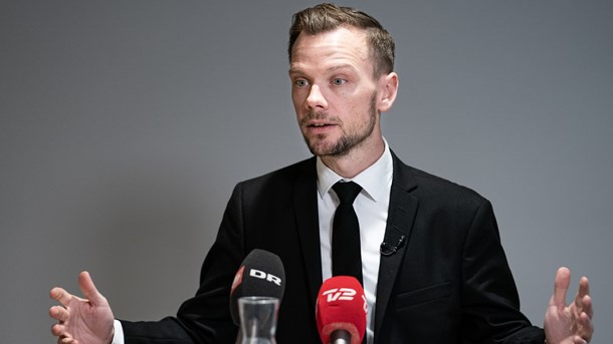 Regeringen og beskæftigelsesminister Peter Hummelgaard (S) står med dårlige kort på hånden, når EU uundgåeligt vil se på modellen for chaufførløn, mener ITD. (Foto: Niels Christian Vilmann/Ritzau Scanpix)<br>