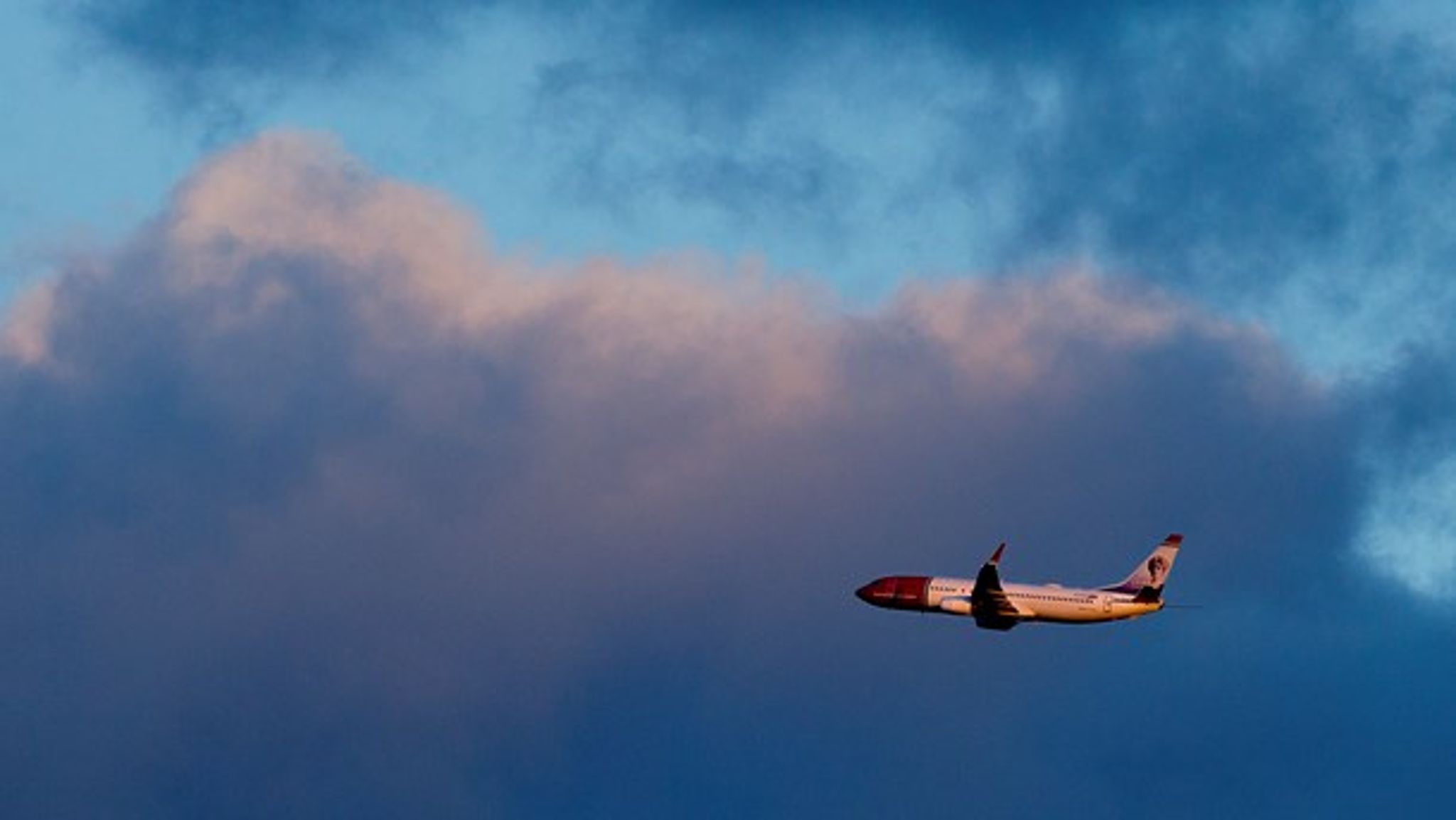 "Det er ingen menneskeret at flyve," skriver gymnasieelev&nbsp;Simon Haakonsson. Han mener, klimaaspektet bliver overset i debatten om studieture.