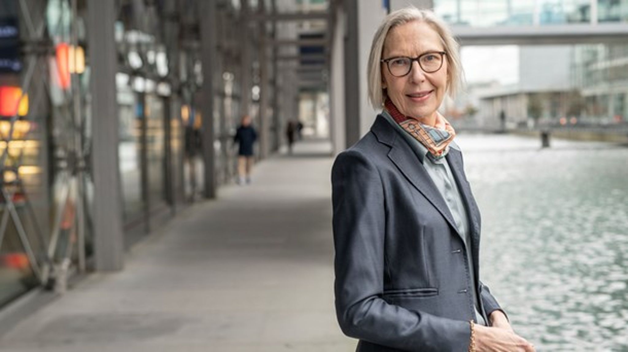 DR's dommedagsretorik får ikke de borgerlige politikere til at blive bløde i knæene op til et nyt medieforlig, skriver Benny Damsgaard. 