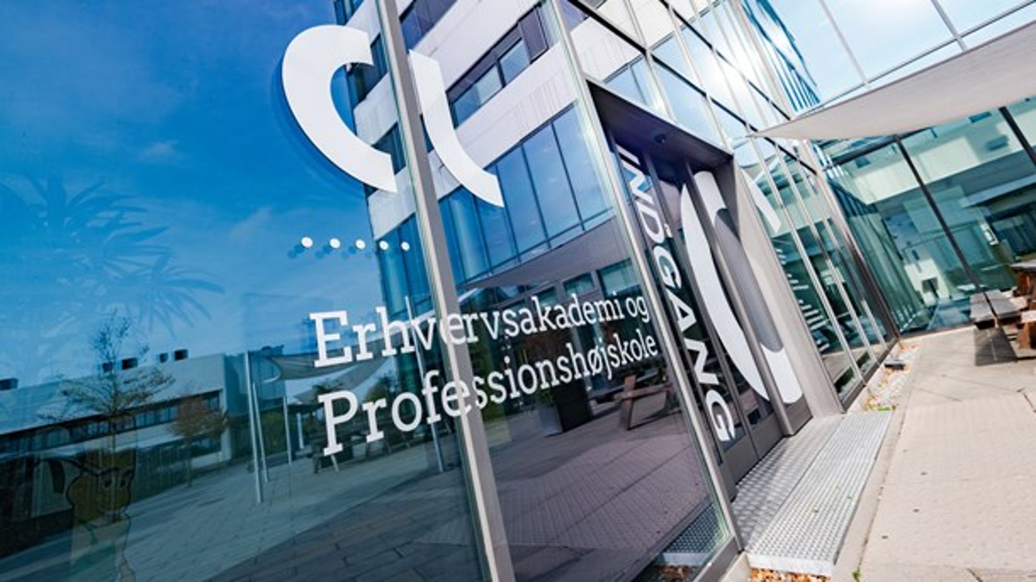 Et kompetenceløft af den danske arbejdsstyrke forudsætter en stærkere politisk og ressourcemæssig
satsning, skriver Bjarne Christensen, Poul Skov Dahl og Steffen Svendsen