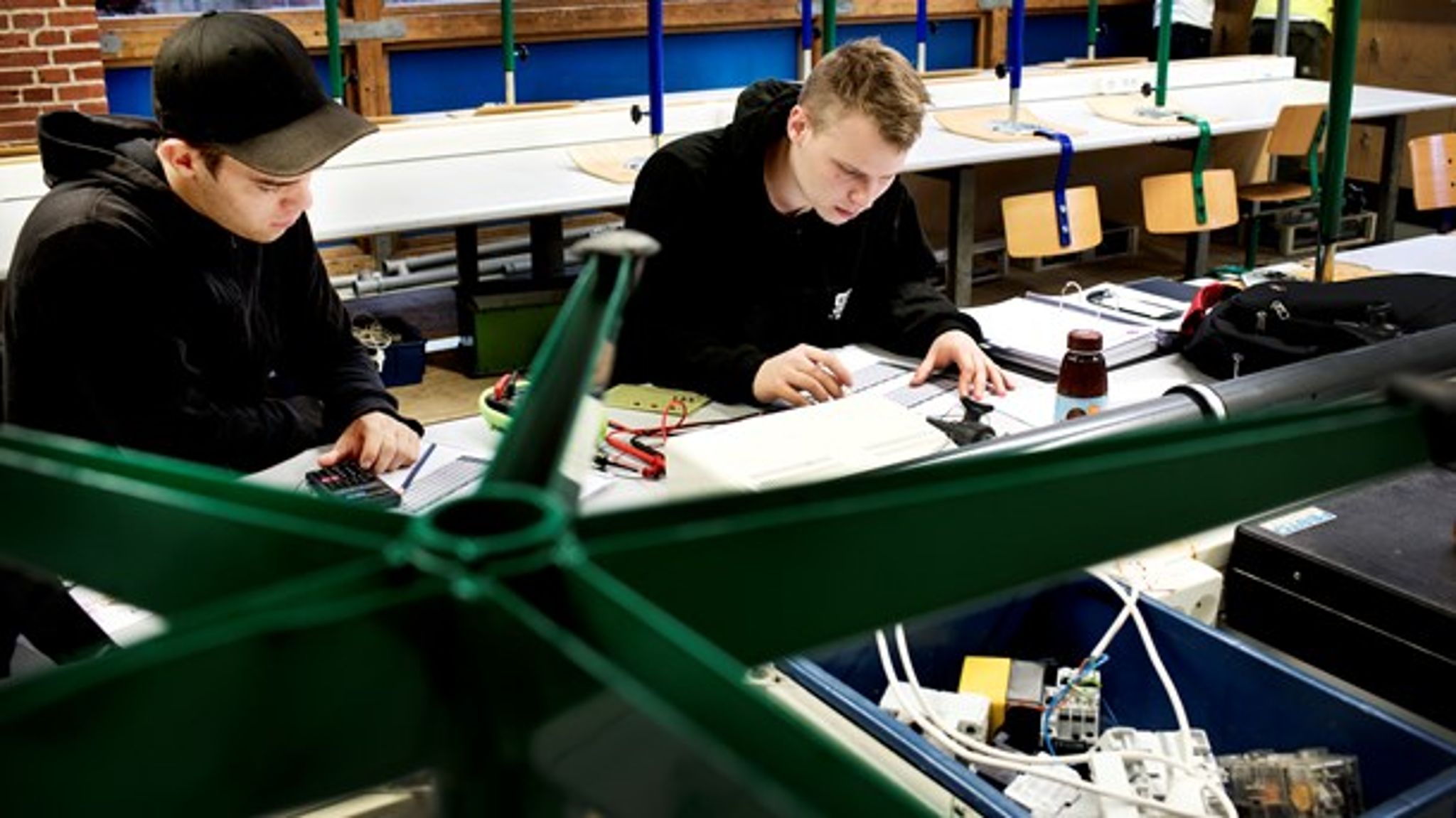 ”Politikerne har bestilt en Mercedes, men vil kun betale for en brugt cykel," lyder kritikken fra de institutioner, der står for den Forberedende Grunduddannelse til unge, der ikke er klar til en ungdomsuddannelse. Tilbuddet blev sat i søen for tre år siden af Løkke og VLAK-regeringen, og et bredt flertal står i dag bag finansieringen. 
