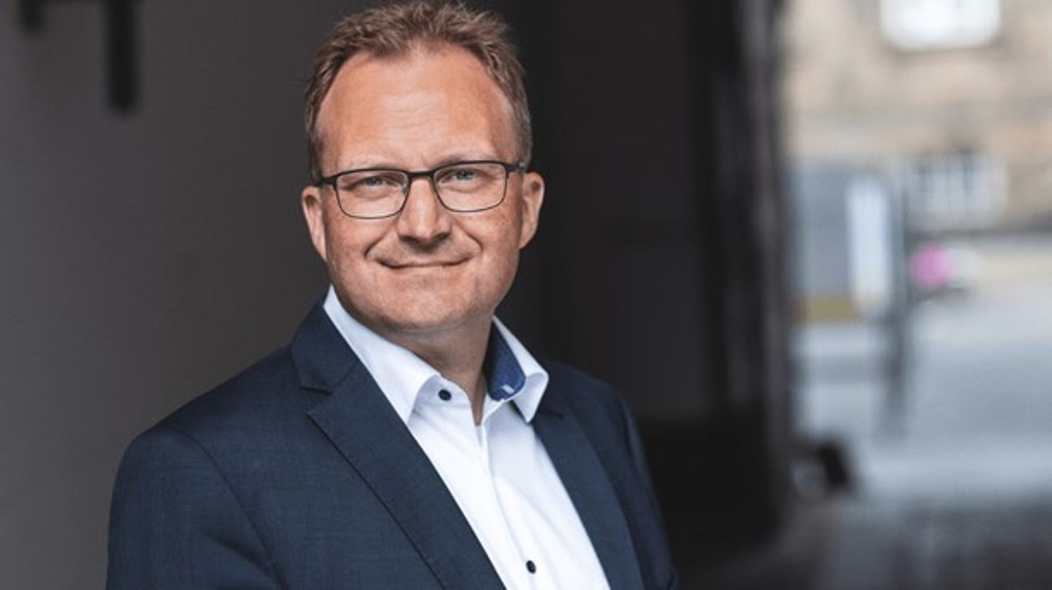 Man skal bygge landsbypuljen op med en model, hvor statslig midler kan medfinansieres med private midler, skriver Steffen Damsgaard. 