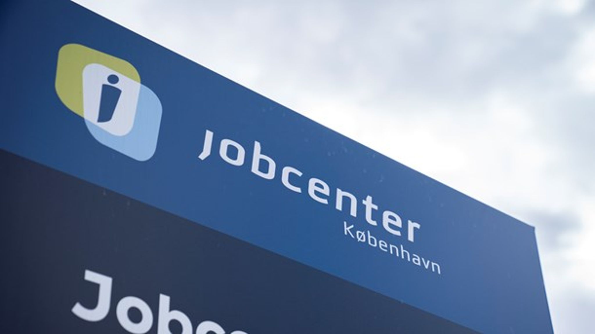 Syge, der højst kan arbejde 7 timer om ugen, bør&nbsp;frit&nbsp;kunne vælge mellem ressourceforløb, fleksjob eller førtidspension, skriver repræsentanter fra 3F, FOA og DM.&nbsp;