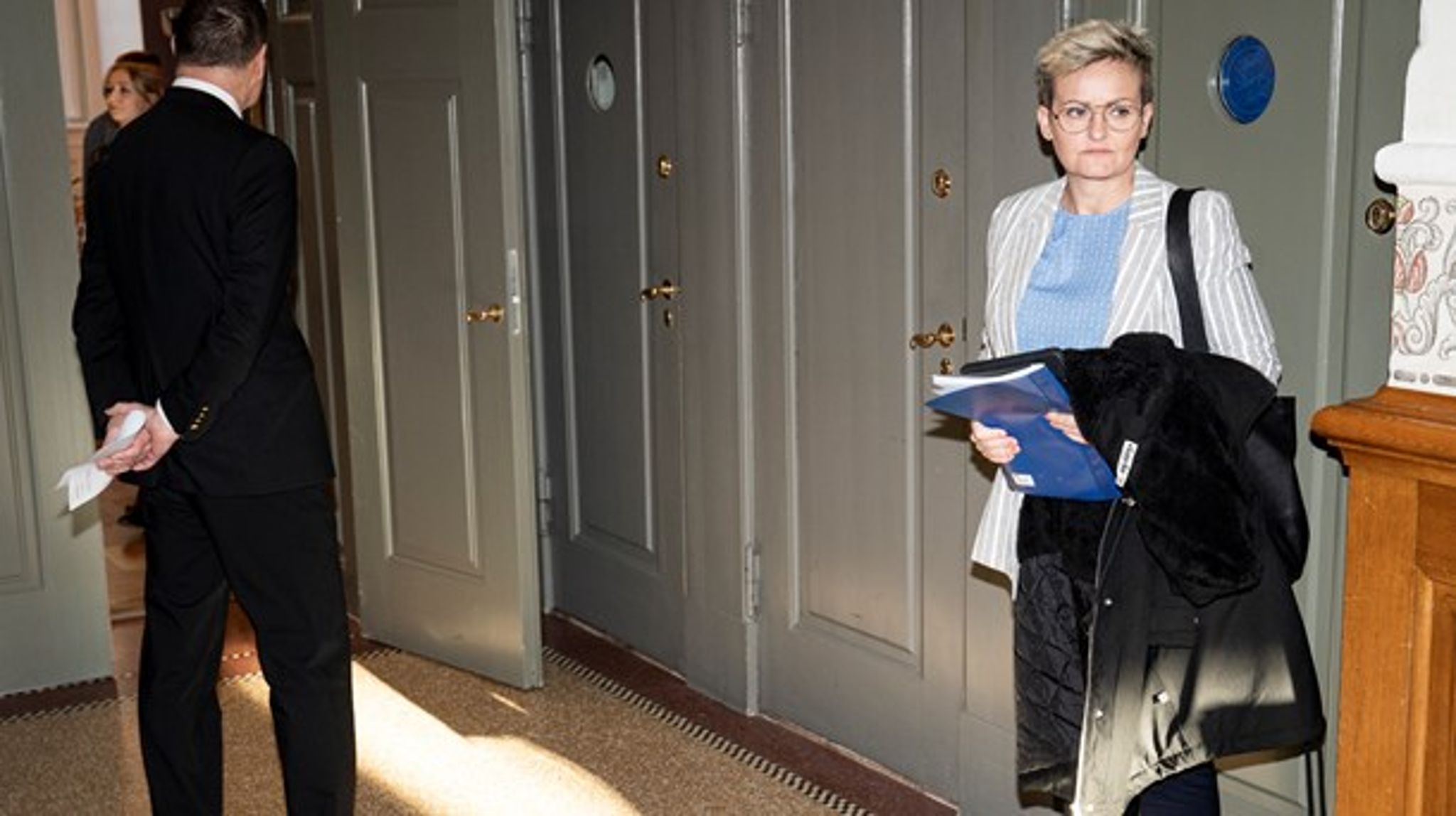 Børne- og undervisningsminister Pernille Rosenkrantz-Theil skal ikke længere have et internationalt kontor under sig.