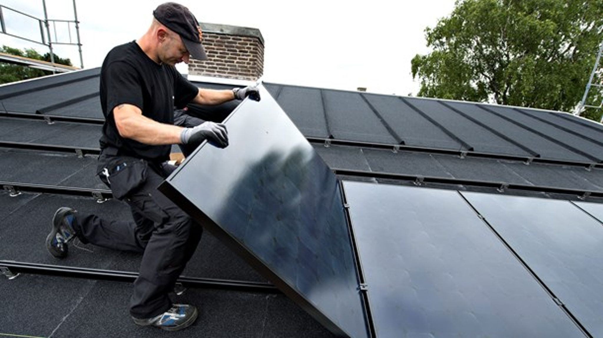 Ifølge Renovering på Dagsordenen kan vi fra&nbsp;2020 til 2030 spare samfundet for 14 milliarder kroner, hvis vi gennemfører energieffektiviseringer frem for kun at udbygge med vedvarende energi.