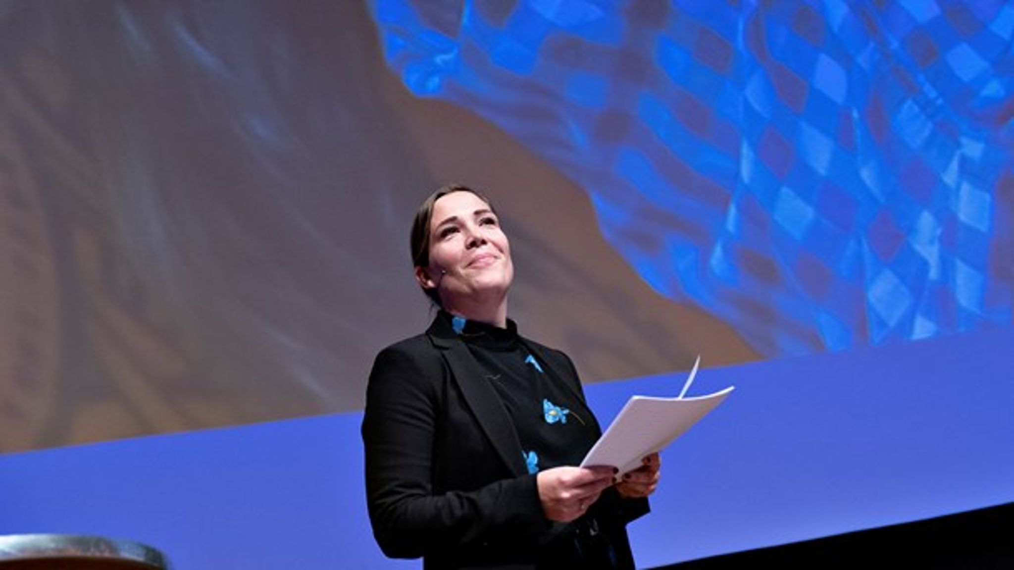 "Vi kan med strategien styrke samarbejdet med både fondene og civilsamfundet," siger socialminister Astrid Krag (S).