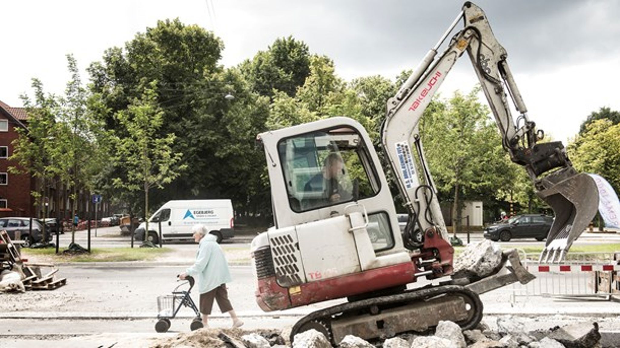 Lønpresset i bygge- og anlægsbranchen er endnu ikke "voldsomt", men det kan det blive, advarer brancheformand fra Hovedstaden.