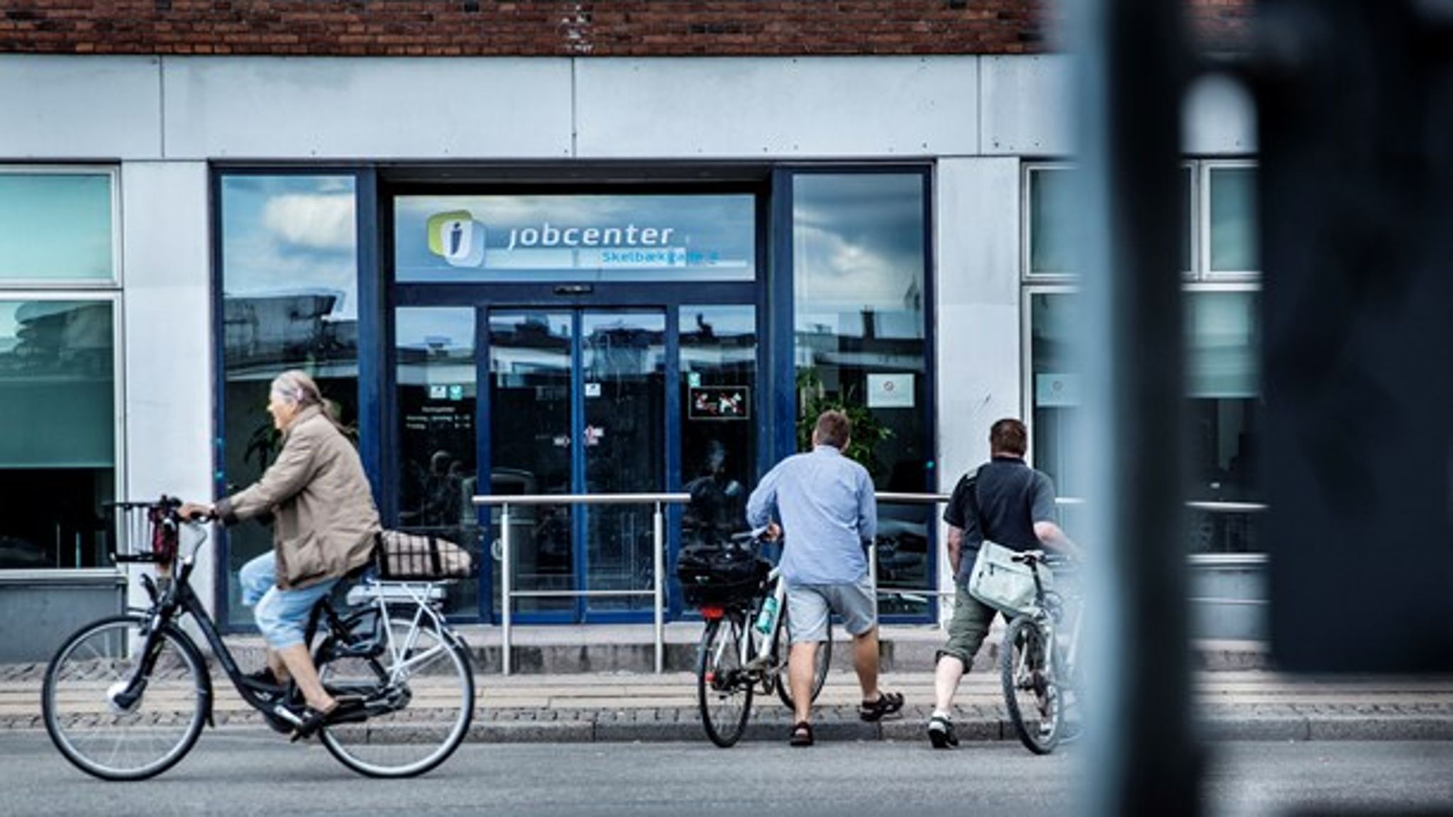Undersøgelse viser, at dagpengesatsen ikke kan dække de lediges faste udgifter, skriver Lases Grønbech.&nbsp;