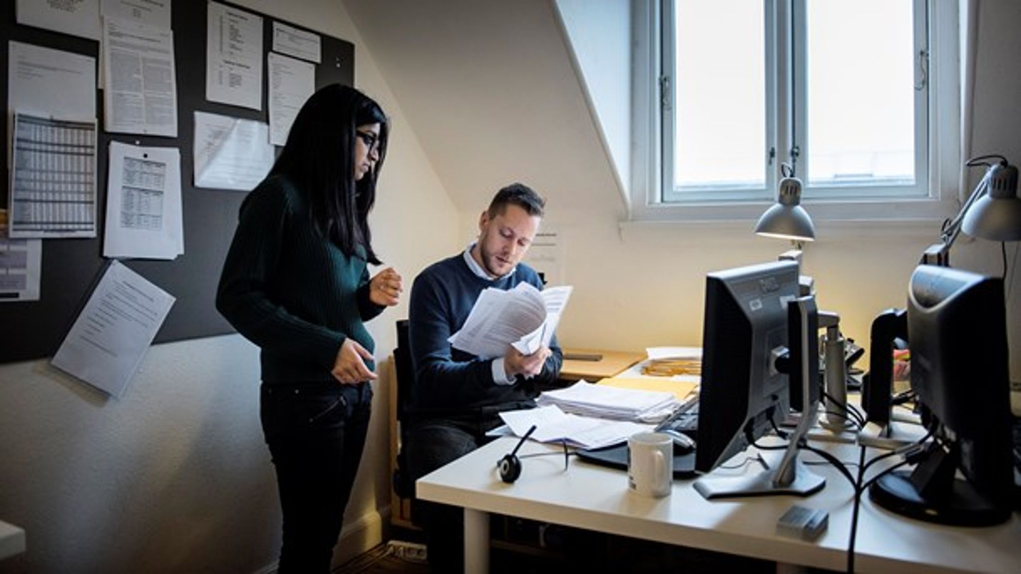 Retshjælpsordningen sikrer juridisk rådgivning og bistand hos et retshjælpskontor eller en advokatvagt. Skiftende regeringer har udskudt at forbedre ordningen, skriver Birgitte Eiriksson.