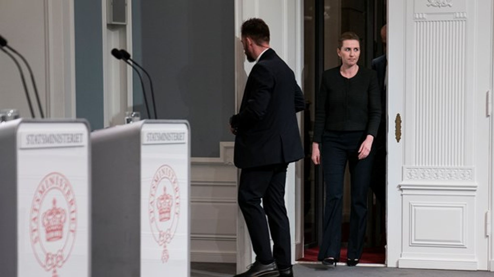 Pressemødet 11. marts varslede et år, der skulle stå i coronaens tegn. Det afspejler sig også i debatspalterne. 