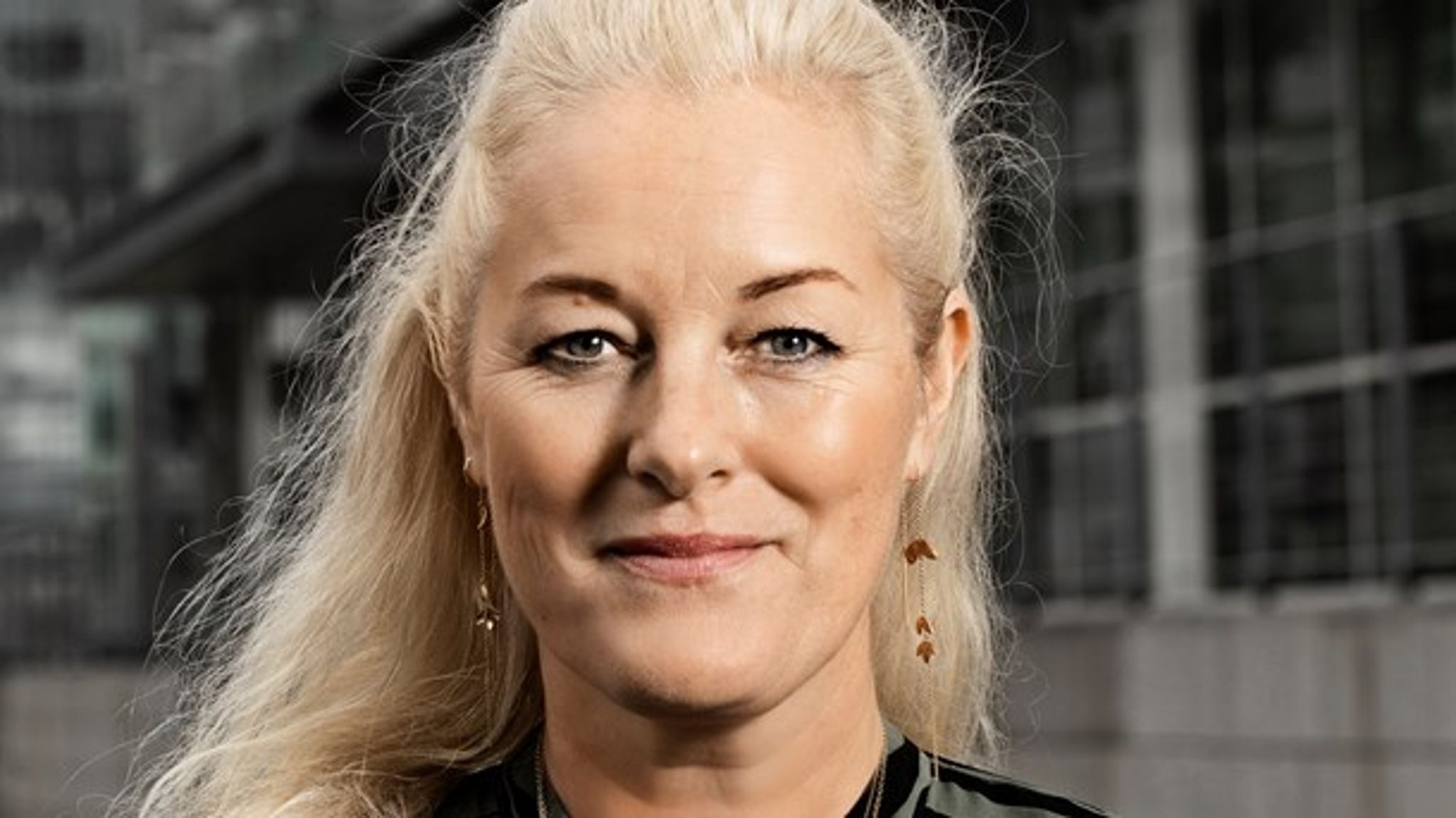 Det undrer&nbsp;mig, at SMVdanmarks direktør Jakob Brandt i aviser og på fjernsyn buser frem med udtalelser om, at lønmodtagerne er uberørte af krisen, skriver HK-næstformand.
