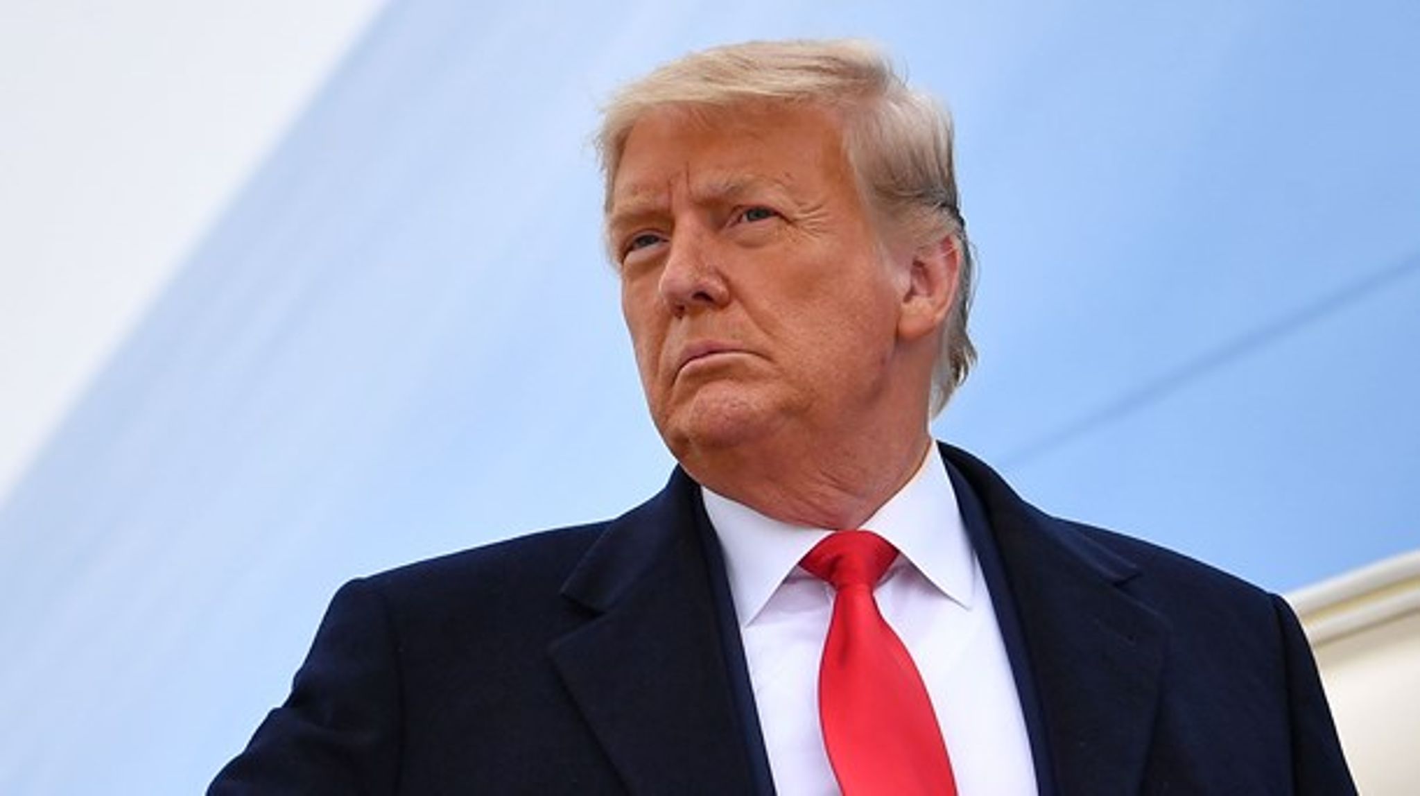 Efter uroligheder ved Kongressen i Washington i sidste uge, har Twitter lukket præsident Donald Trumps konto permanent. 
