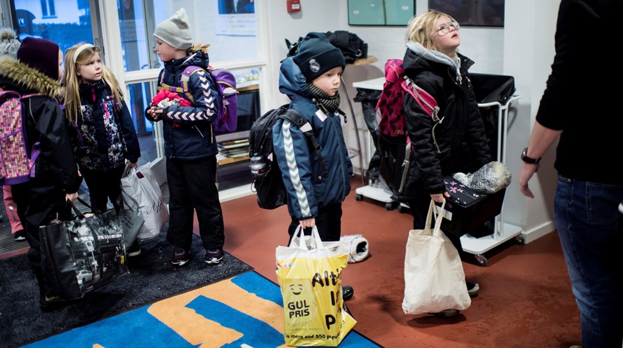 Hvis eleverne skal være motiverede og have en skoledag med bevægelse og masser af faglighed, er det nødvendigt med mindre styring, skriver Dorte Andreas.
