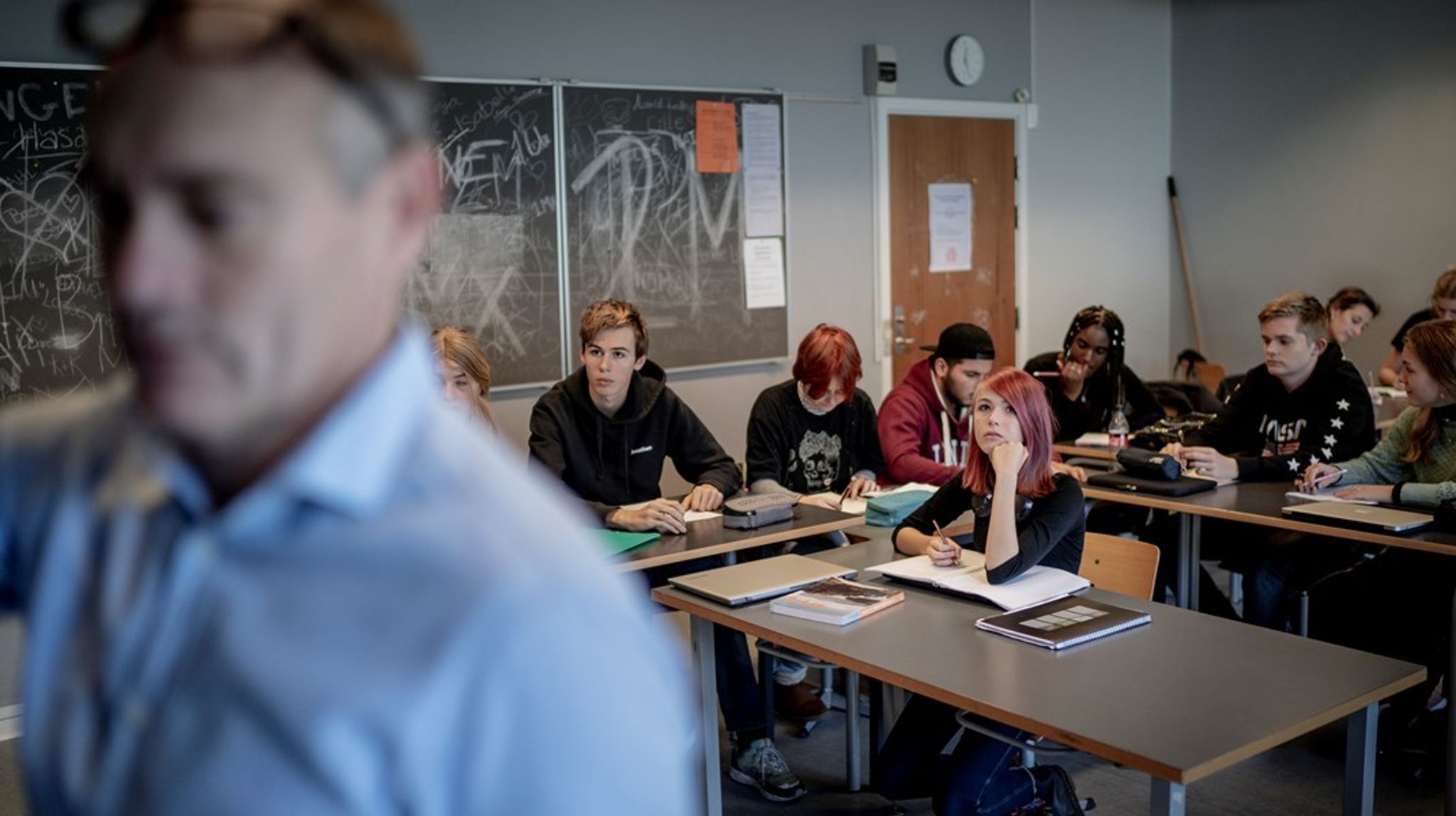 Der skal være rum på den merkantile eux til både de elever, der søger mod videregående uddannelse og de, der på grund af personlige problemer at svært ved at indgå aftaler om lærerpladser, skriver fem direktører.