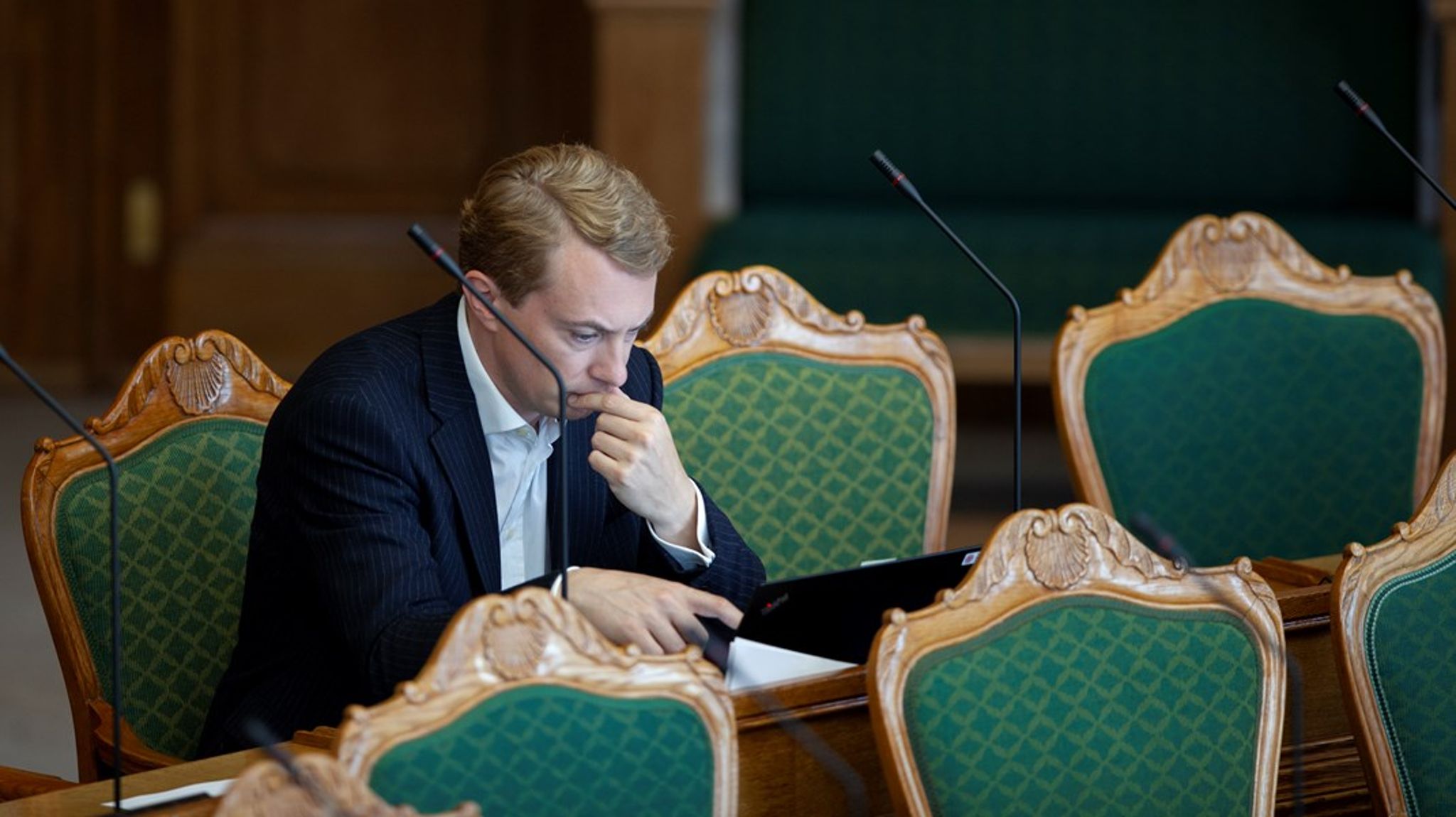 Det er muligt, Nima Zamani ikke bryder sig om, at Folketinget måtte afvise indfødsret til muslimer. Men det betyder ikke, at Nima Zamani kan kræve, at Folketingets medlemmer stemmer imod deres overbevisning, skriver Morten Messerschmidt. 