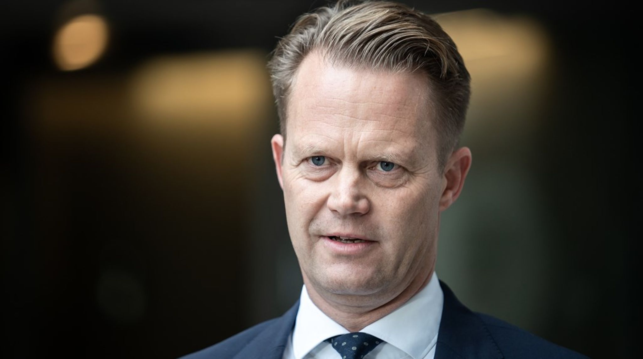 Regeringen har med udnævnelsen af Kristian Jensens forladt princippet om de upolitiske embedsmænd, skriver Peter Loft.