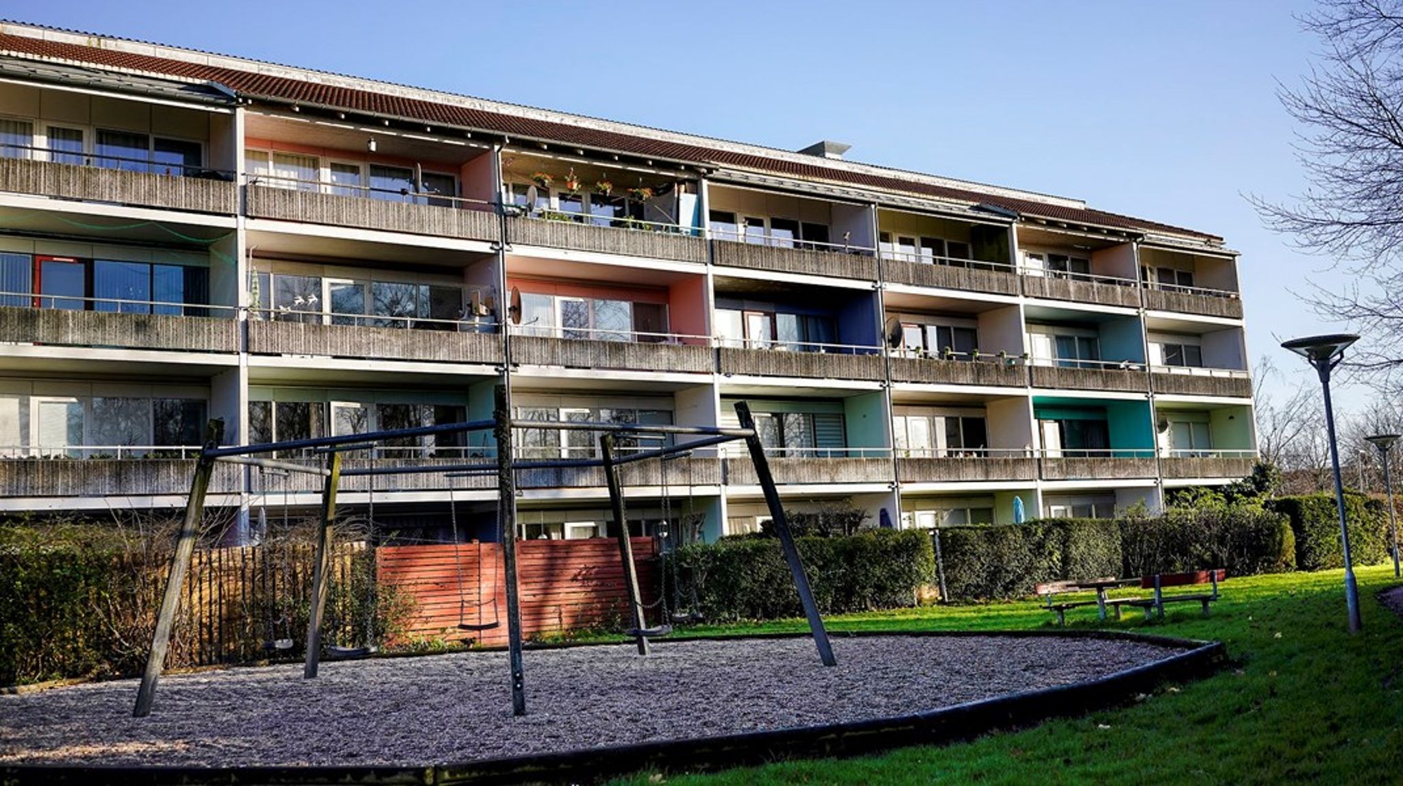 Et ofte overset aspekt ved energirenovering af bygninger er, at energieffektivitet ofte forbedrer bygningers indeklima betydeligt. Det har direkte indvirkning på menneskers sundhed, komfort og velvære, skriver Egil Hulgaard.&nbsp;