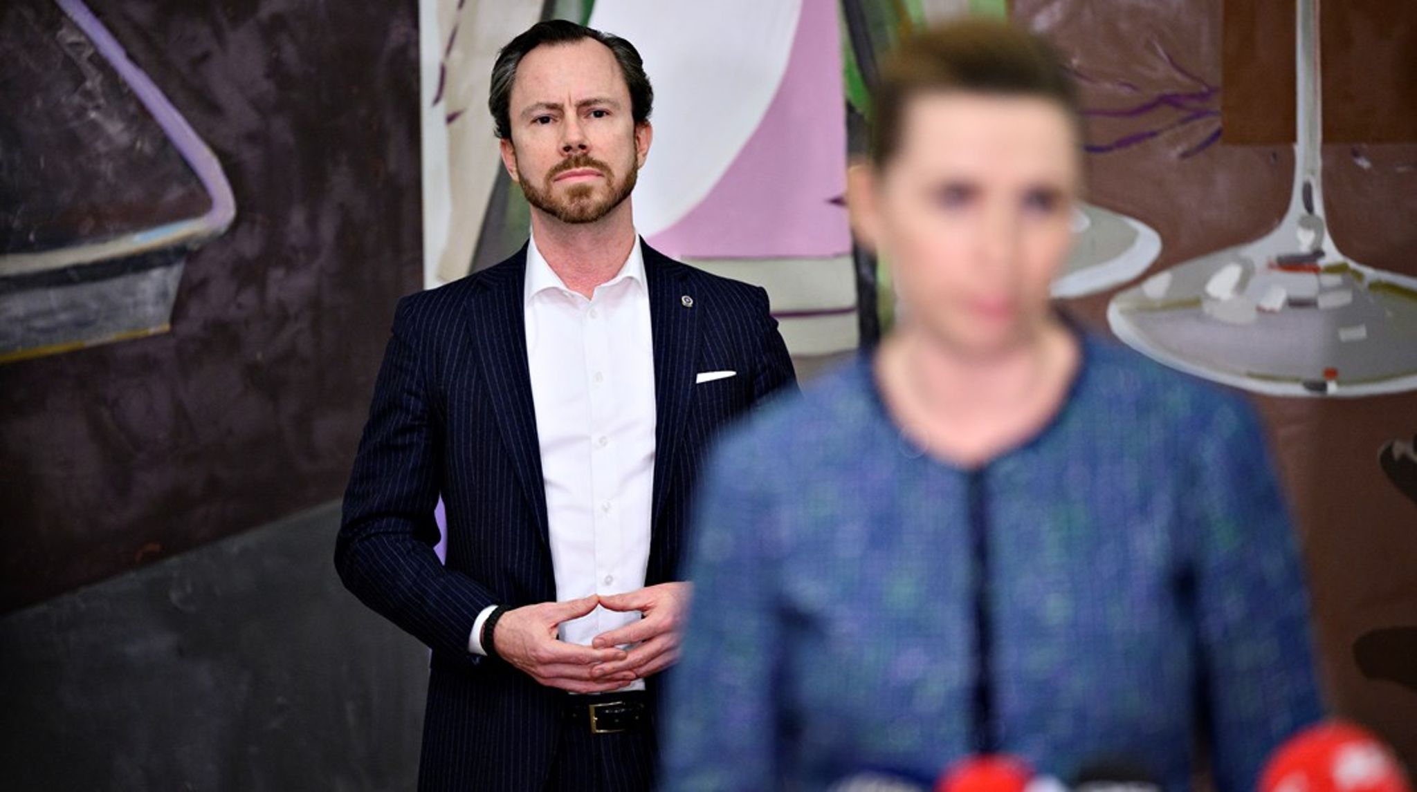 Jakob Ellemann Jensen (V) kan have&nbsp;opdaget, at hvis man lader regeringsmagten lukke sig hermetisk om sig selv,&nbsp;kan det være skidt, hvis man har udsigt til en lang periode i opposition, skriver Johanne Dalgaard.