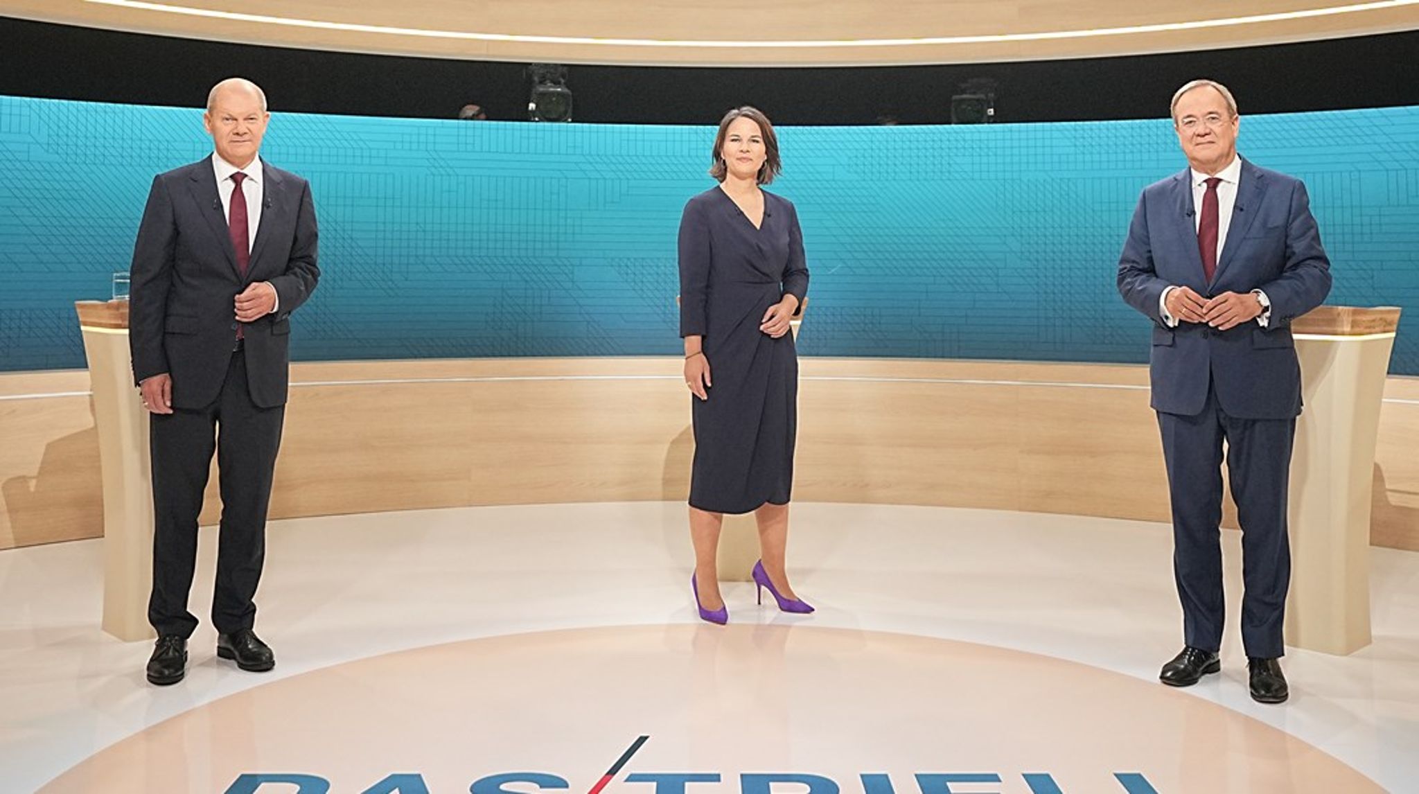 De tre partiledere Annalena Baerbock, Armin Laschet og Olaf Scholz fotograferet før tv-debat.