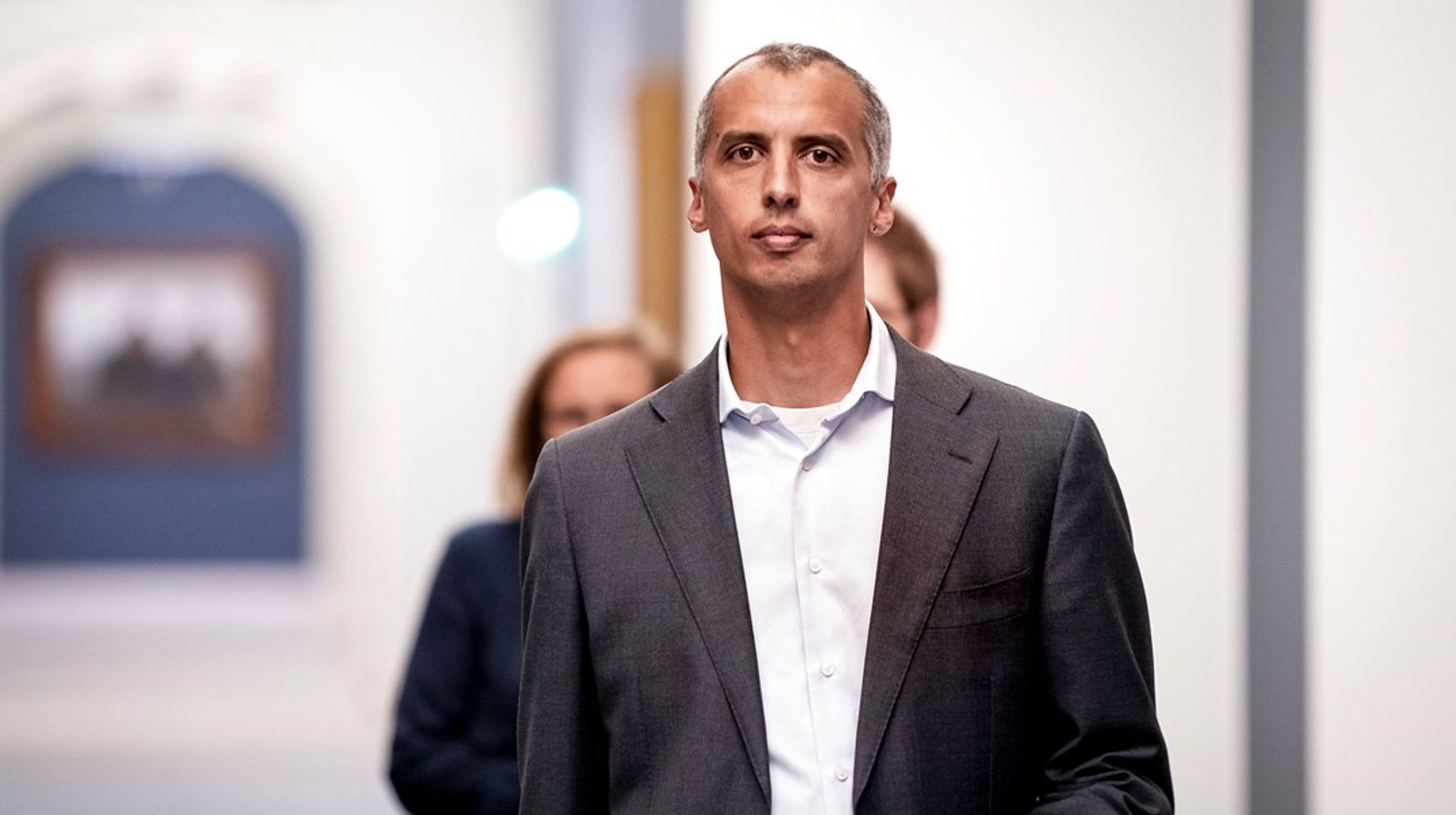 Mattias Tesfaye vil supplere mure og hegn med&nbsp;økonomiske tilskud til nærområderne, men nærområderne har allerede nået smertegrænsen, skriver&nbsp;Tim Whyte.