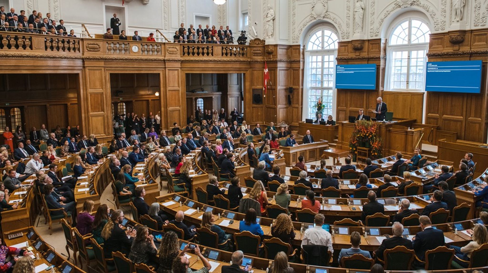 Klimaborgertinget kunne have en endnu større gennemslagskraft, hvis det blev koblet tydeligere til den offentlige forvaltning og politikernes arbejde - både nationalt og lokalt, skriver Lars Tønder, Ingrid Brandt Jensen og Frederik Langkjær.&nbsp;