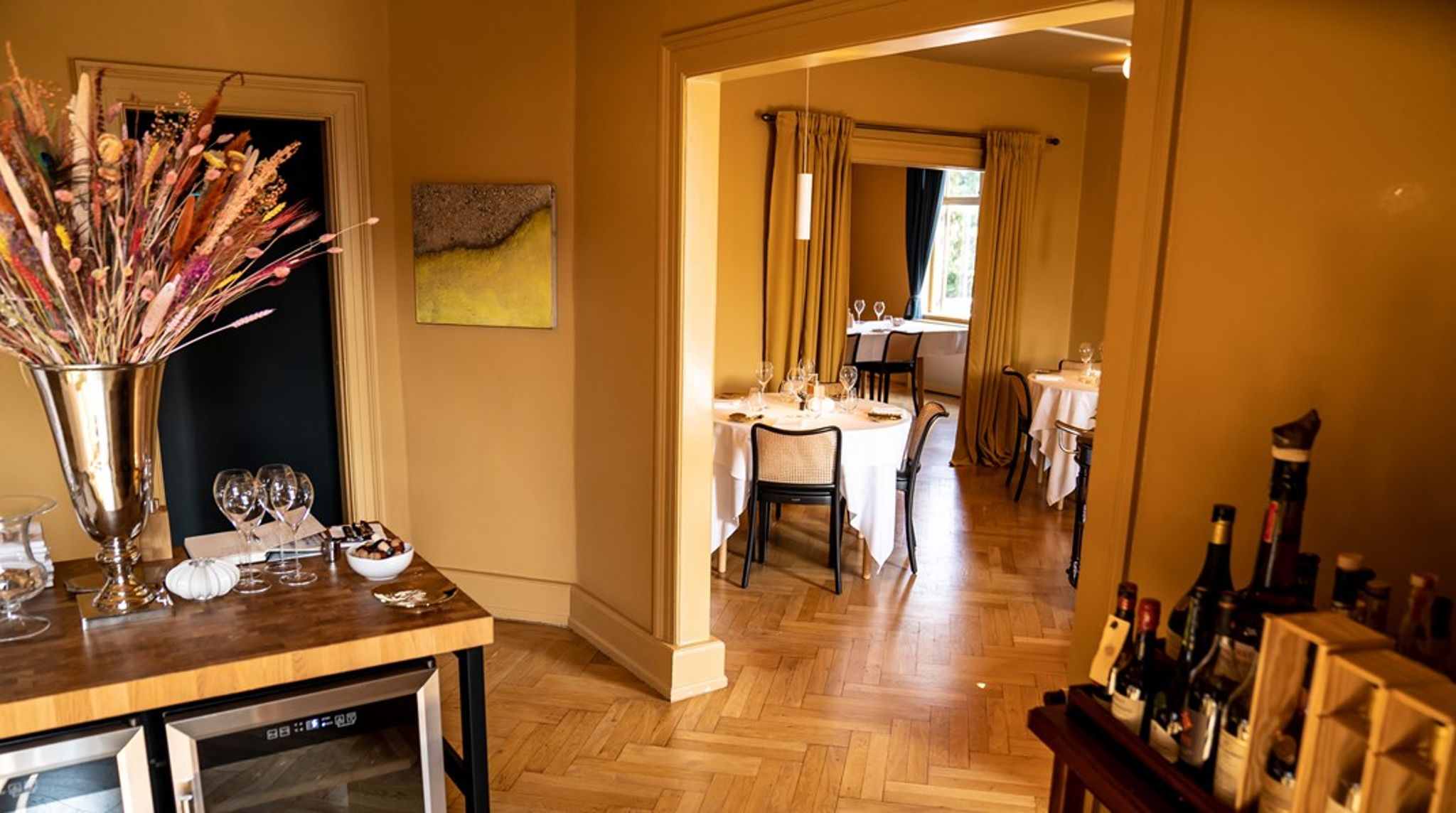 Restauranter skal igen kræve coronapas af sine gæster, hvis det står til regeringen. 