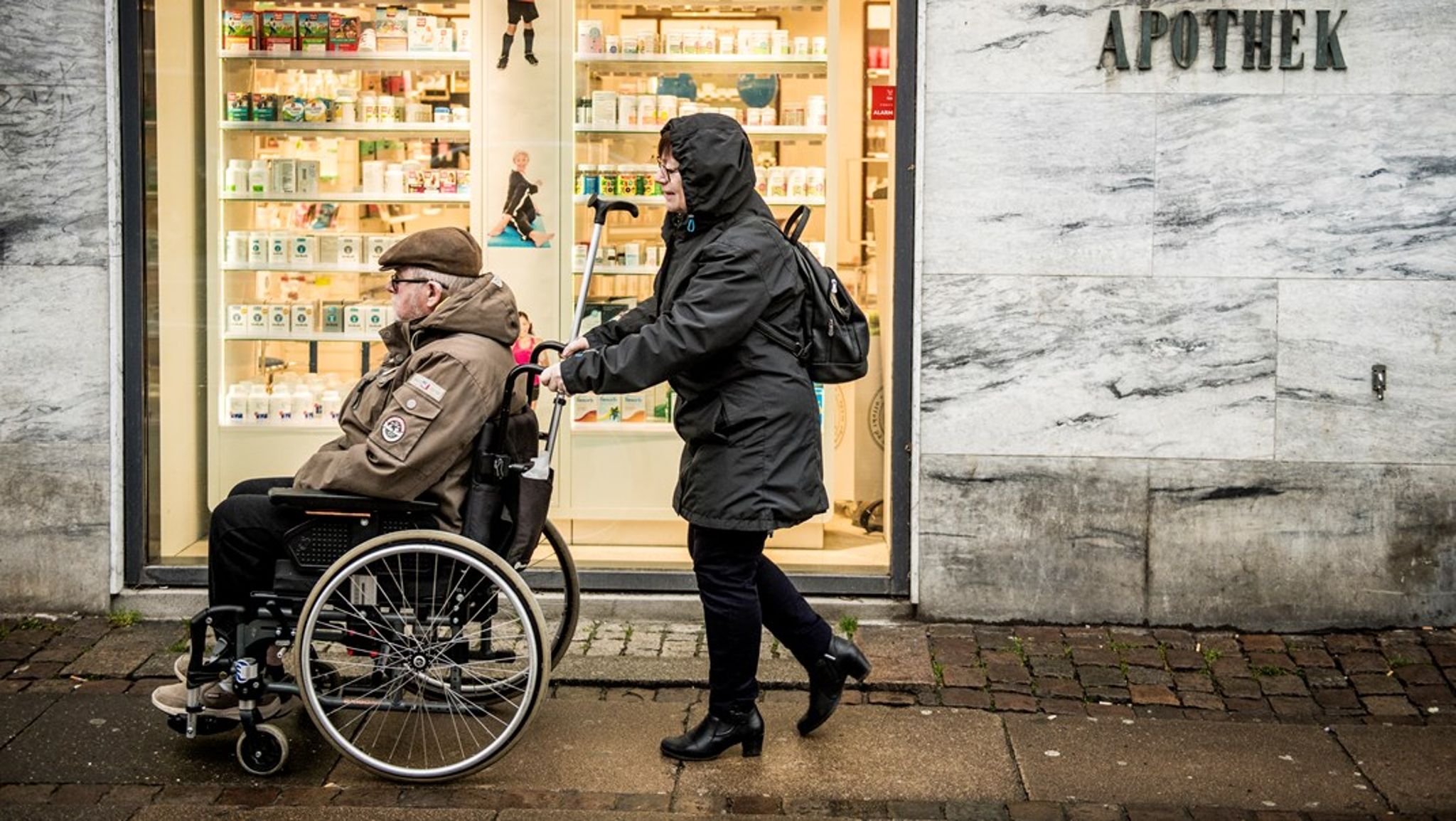 I apotekernes tilfælde har en øget konkurrence virket overraskende godt - både i forhold til at styrke tilgængelighed og service og til at give lave og faldende medicinpriser, skriver Jesper Gulev Larsen.