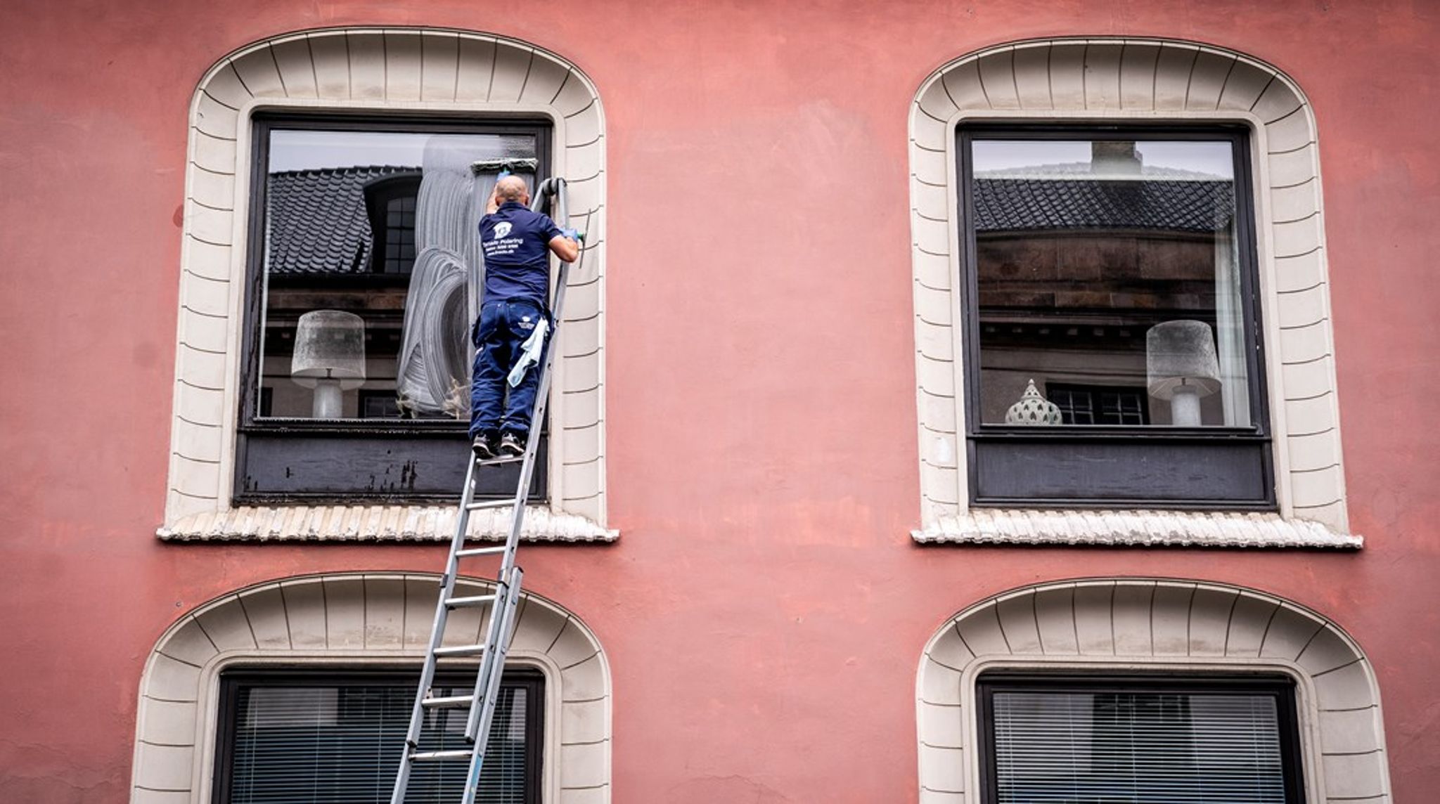 Servicefradraget, der kan bruges på rengøring eller vinduespudsning, var på 6.500 kroner i 2020.&nbsp;